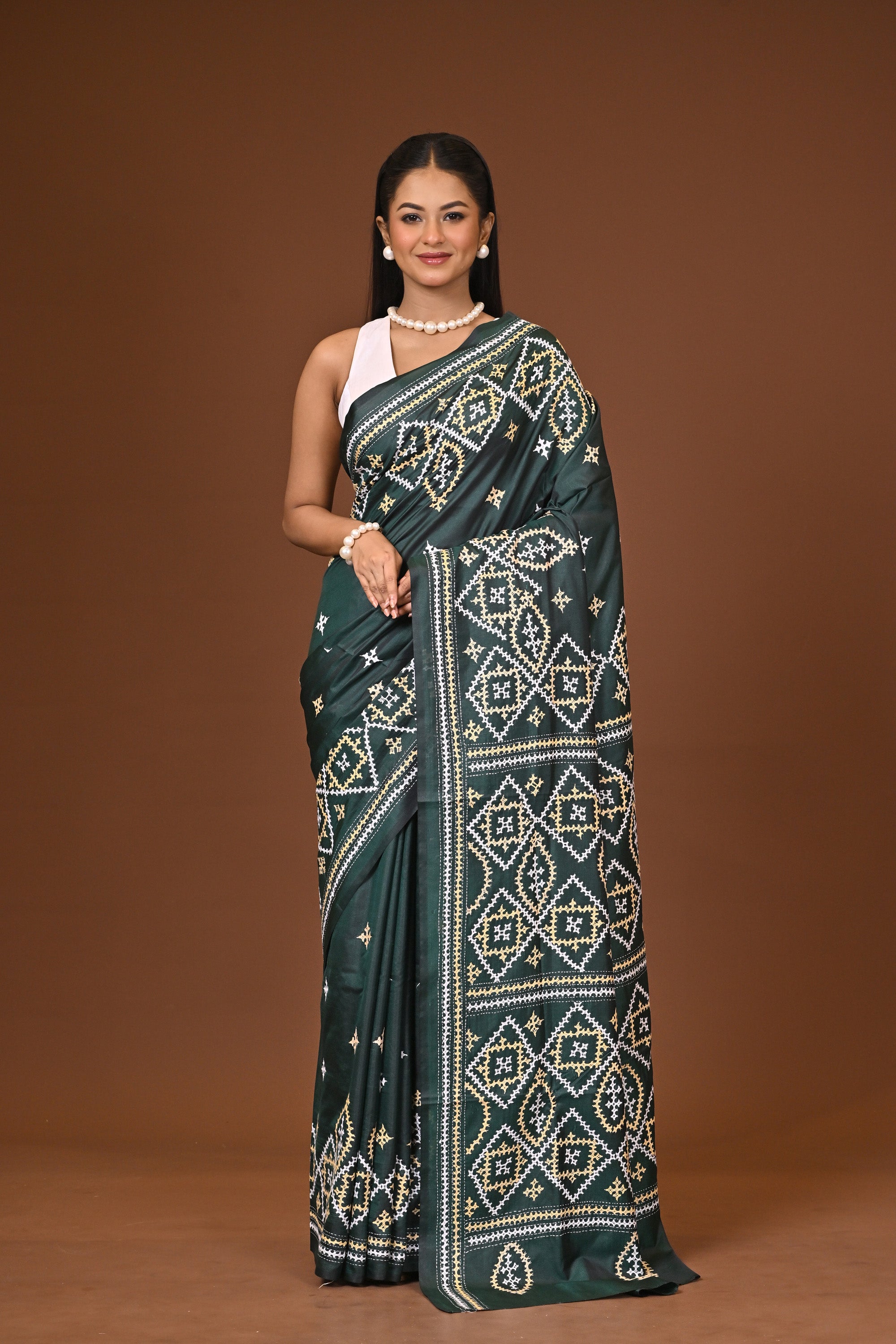 Blended Silk Kantha Stitch Saree Bottle Green Thumbnail