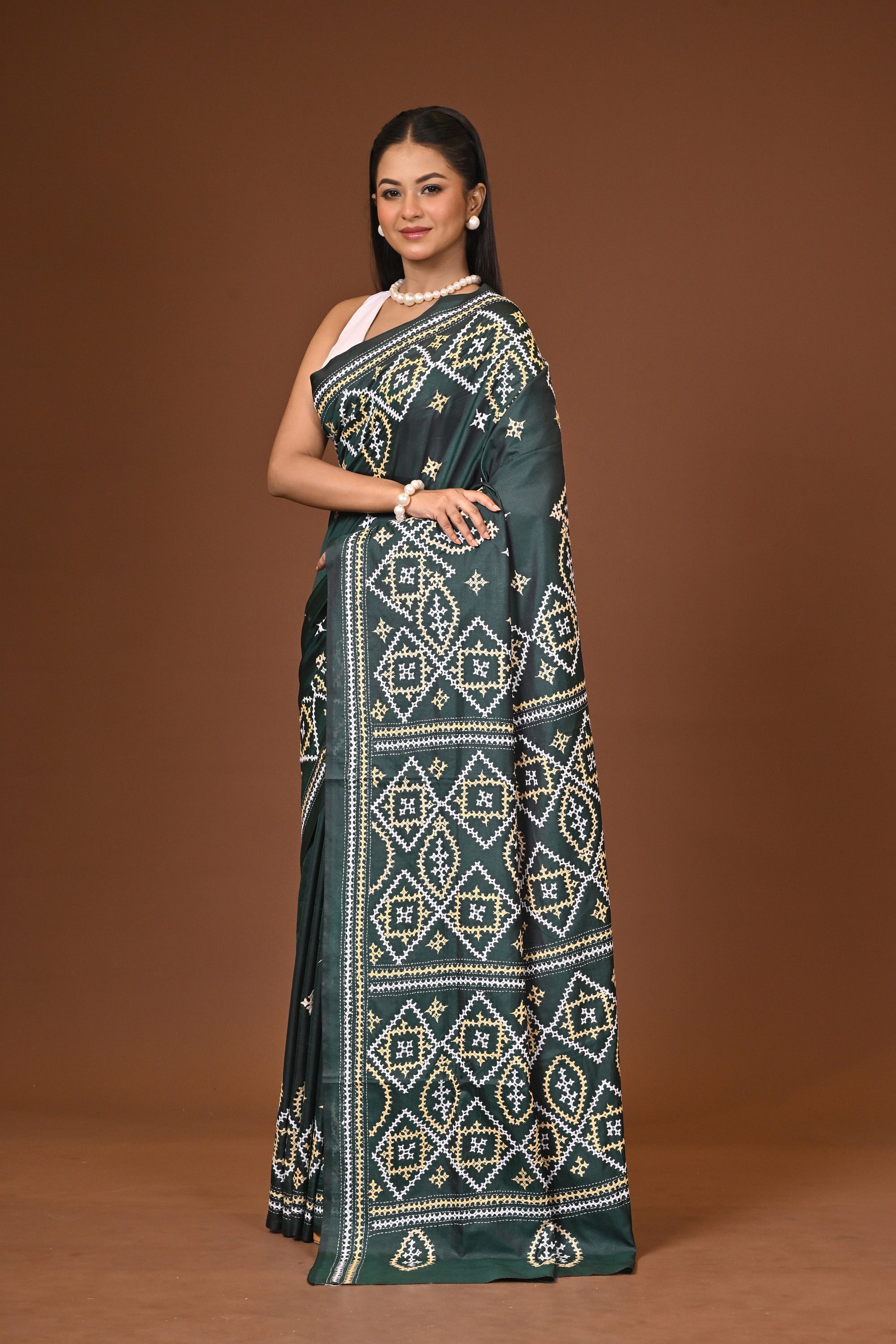 Blended Silk Kantha Stitch Saree Bottle Green Thumbnail