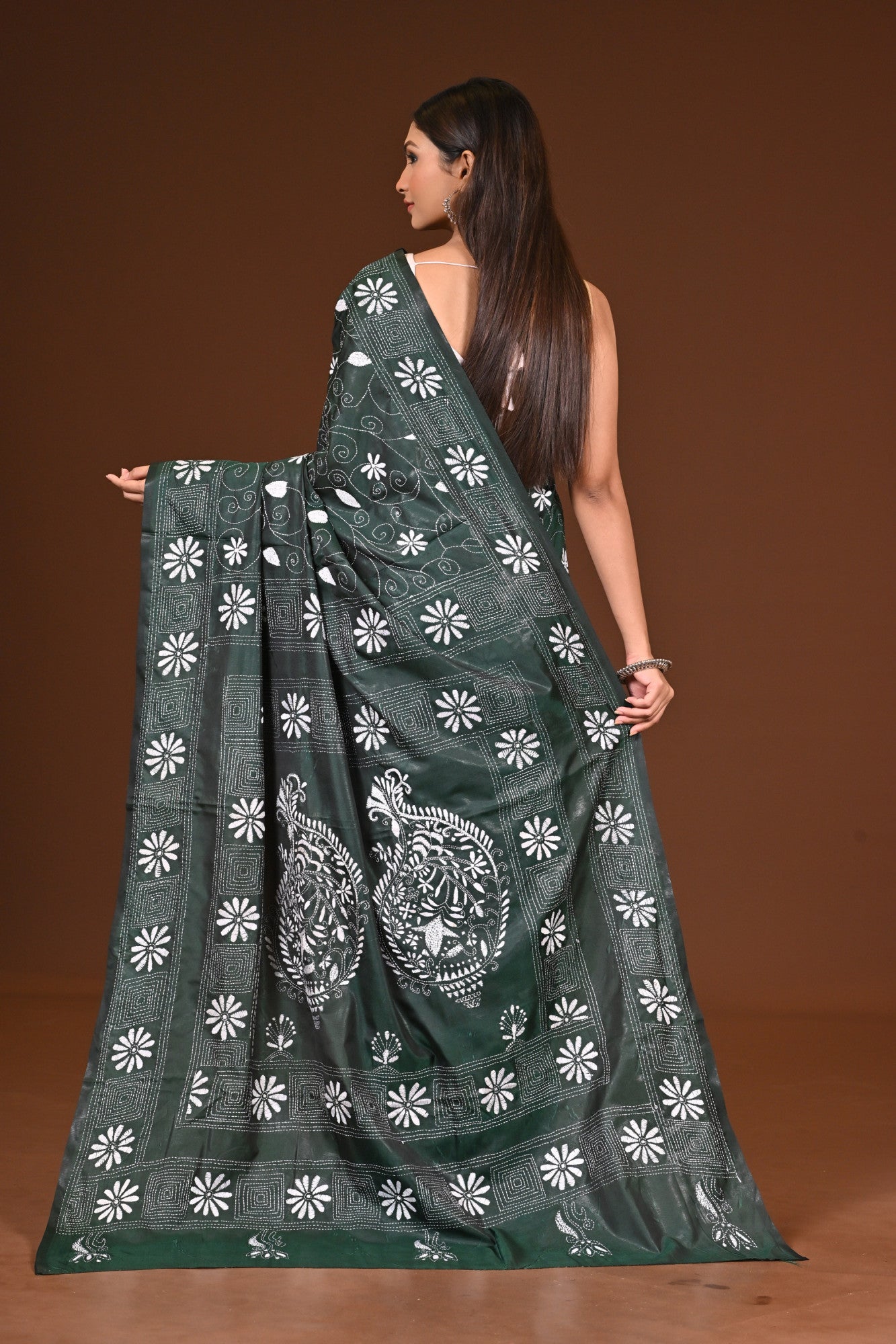 Blended Silk Kantha Stitch Saree Bottle Green Thumbnail