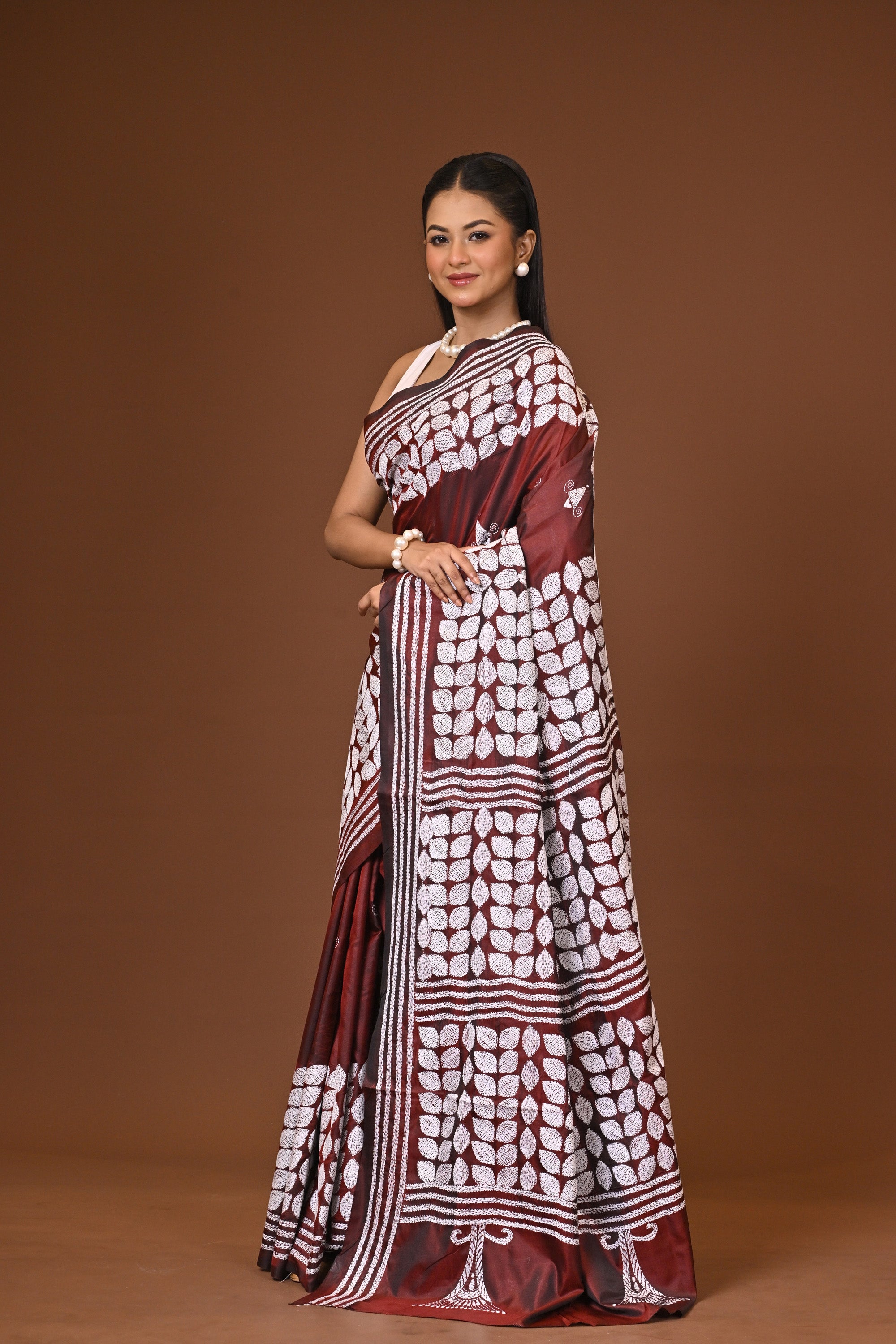 Blended Silk Kantha Stitch Saree Brown Thumbnail