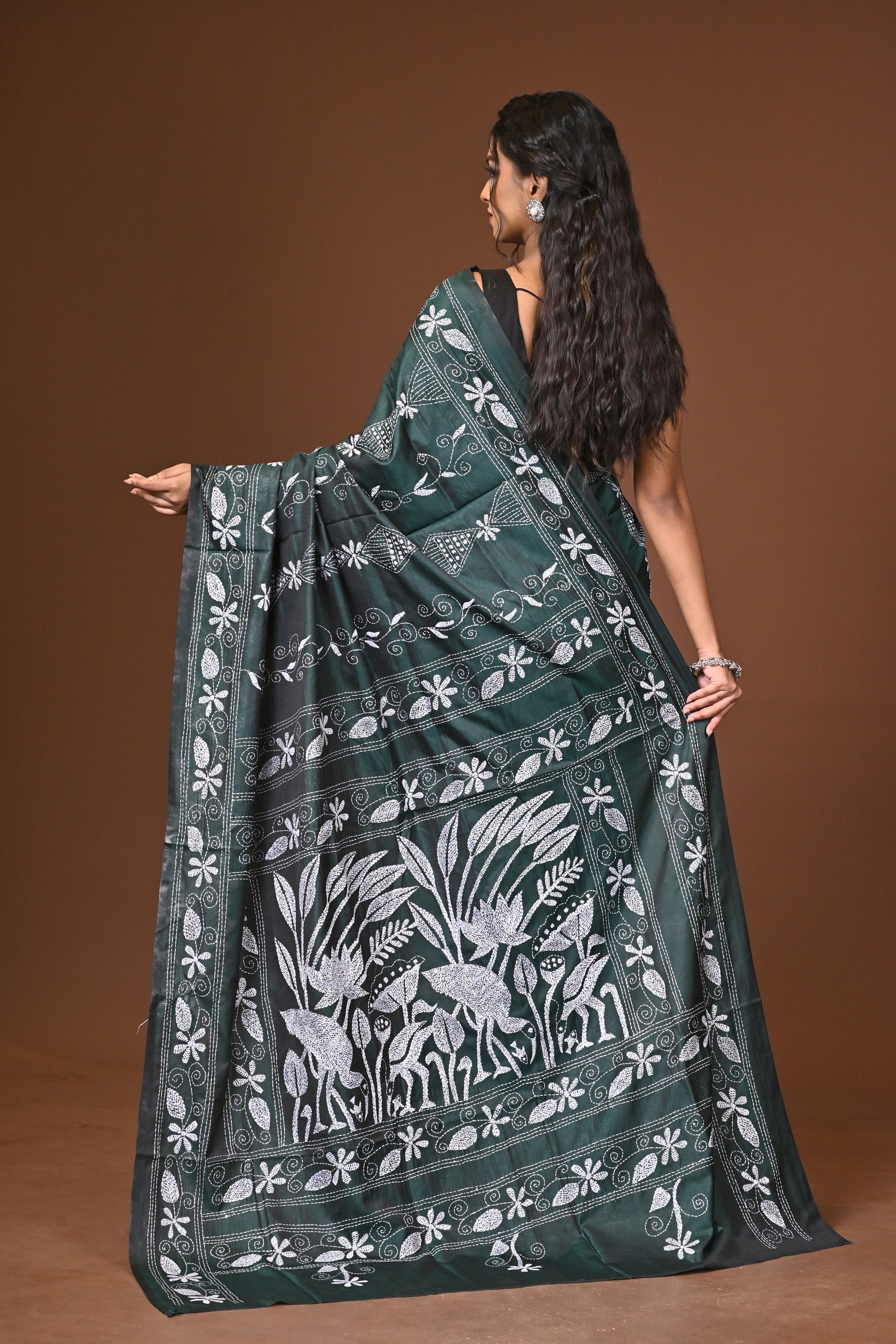 Blended Silk Kantha Stitch Saree Green Thumbnail