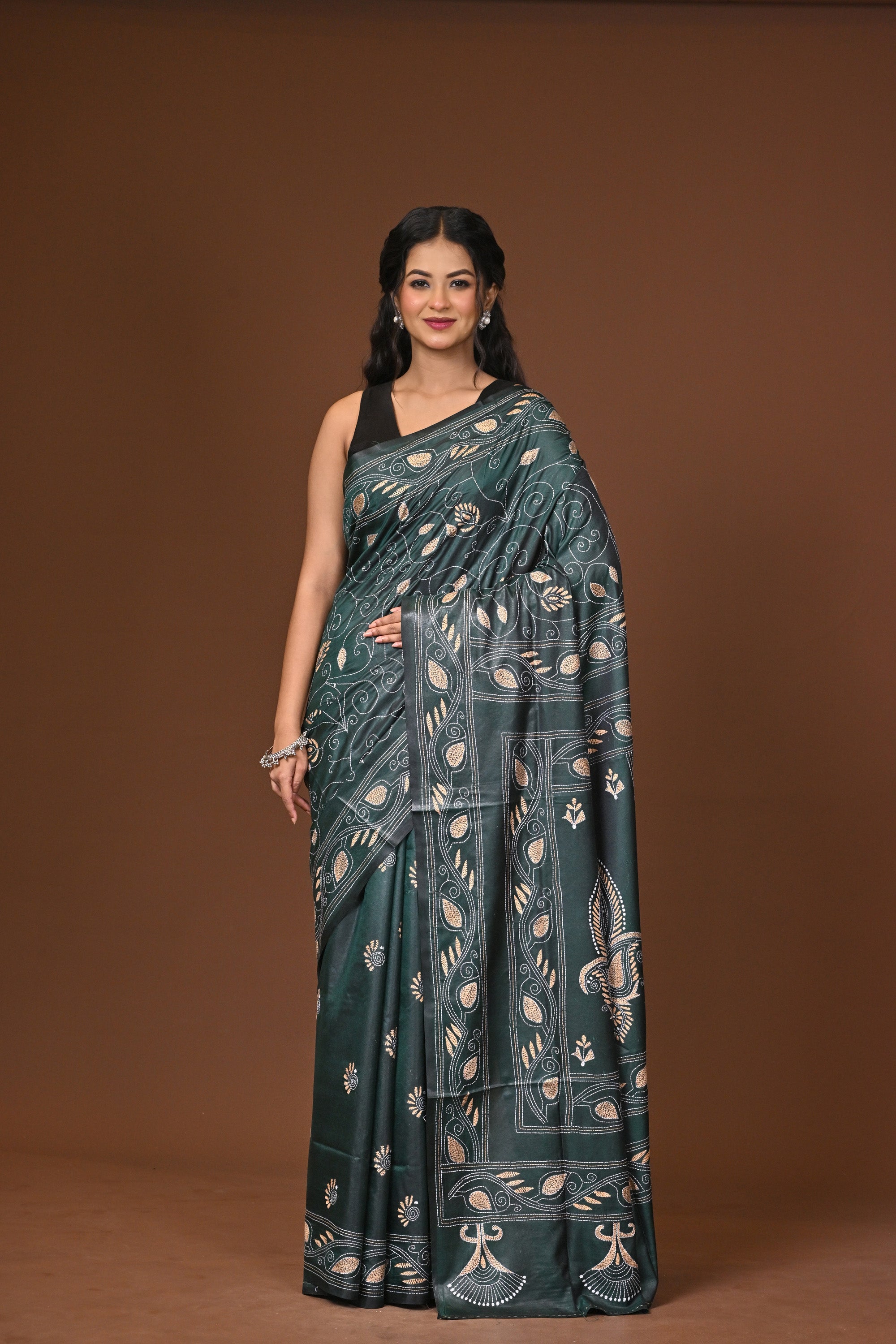 Blended Silk Kantha Stitch Saree Green