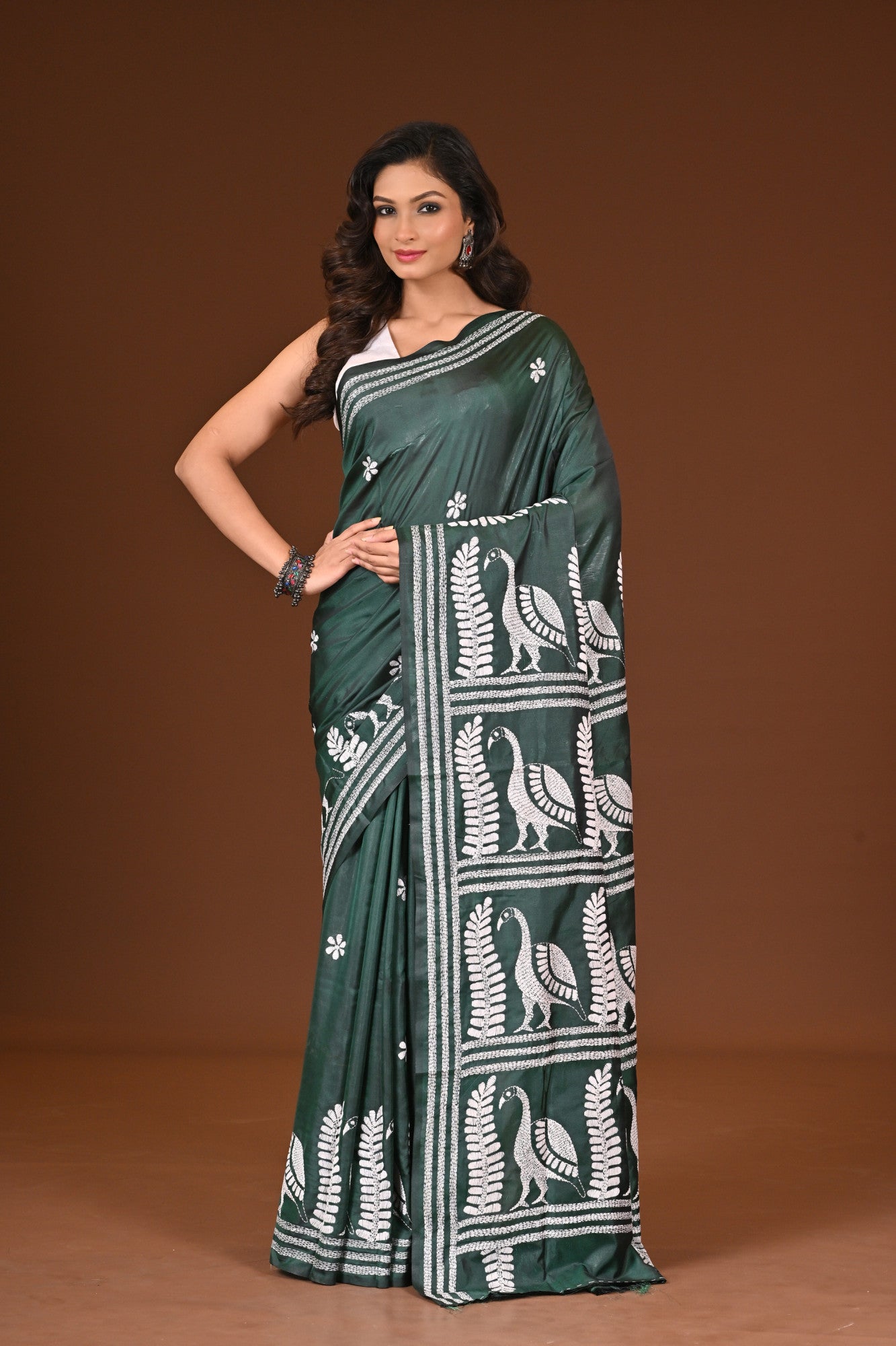 Blended Silk Kantha Stitch Saree Green Thumbnail