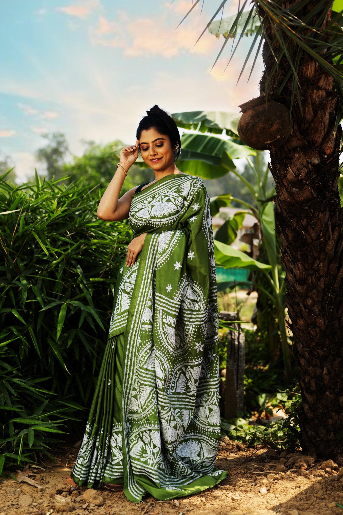 Blended Silk Kantha Stitch Saree Green Thumbnail