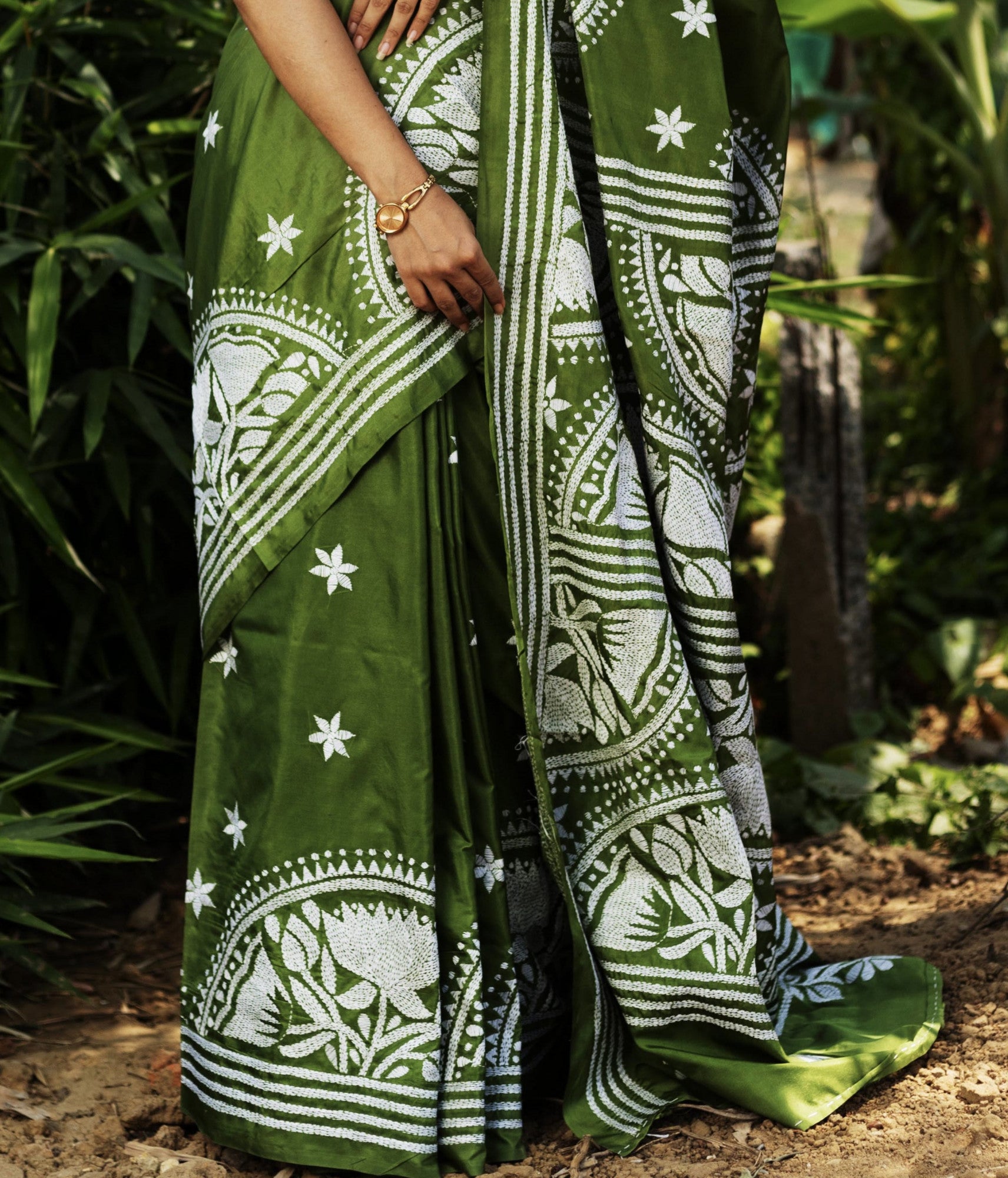 Blended Silk Kantha Stitch Saree Green Thumbnail