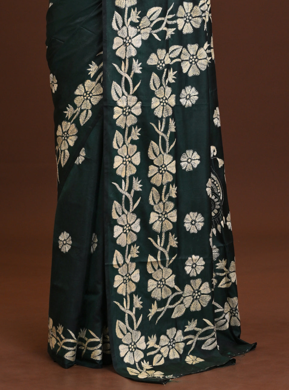 Blended Silk Kantha Stitch Saree Green Thumbnail