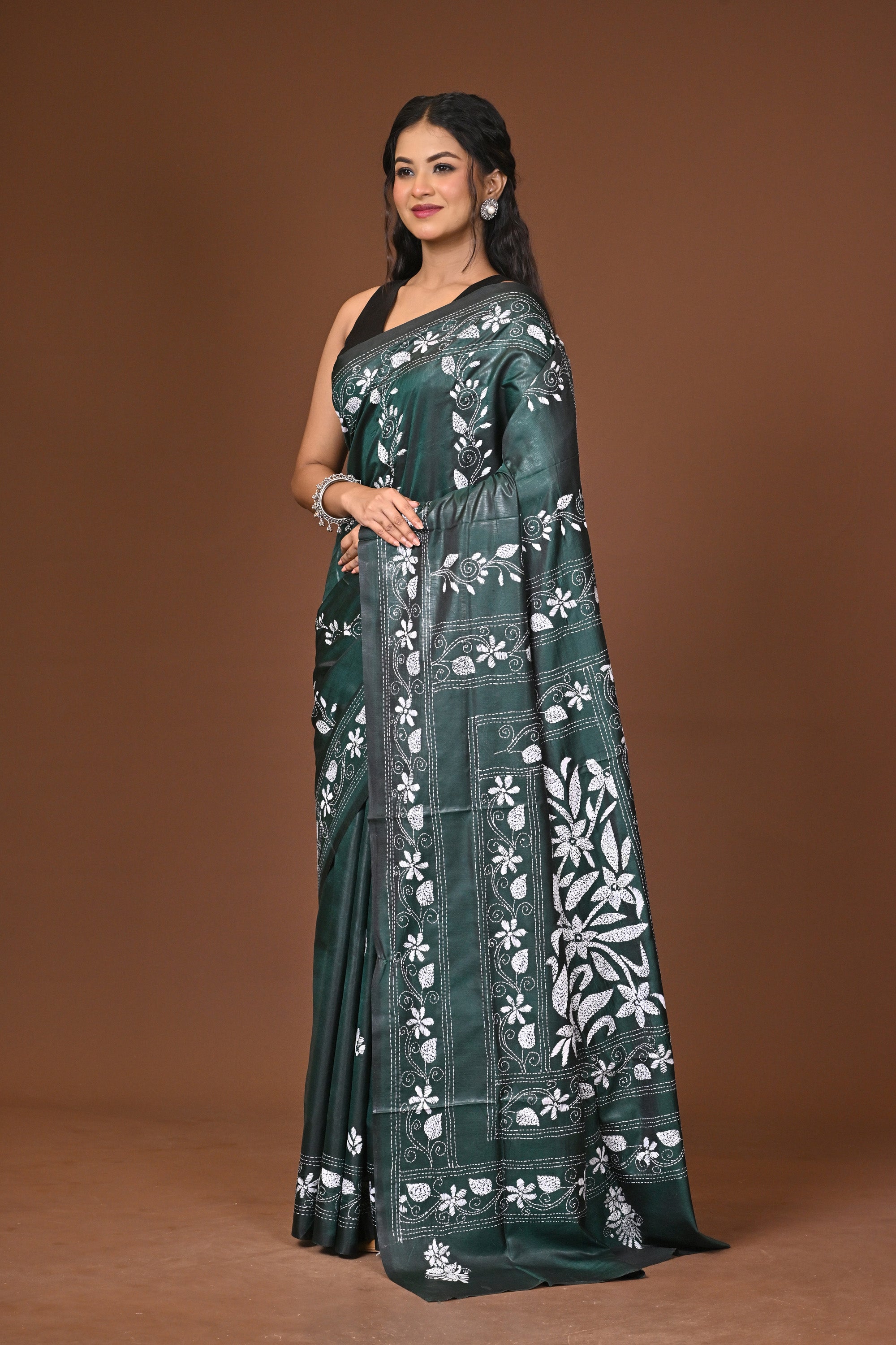 Blended Silk Kantha Stitch Saree Green Thumbnail