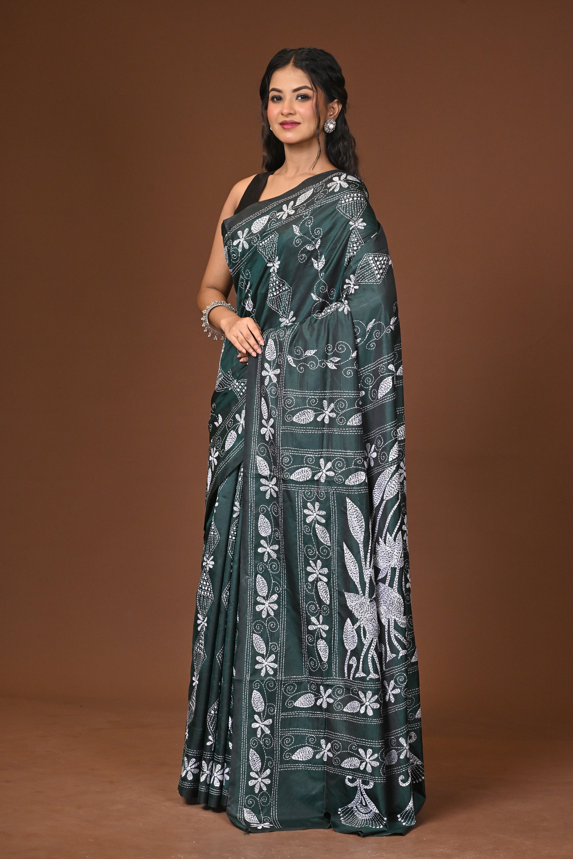 Blended Silk Kantha Stitch Saree Green Thumbnail