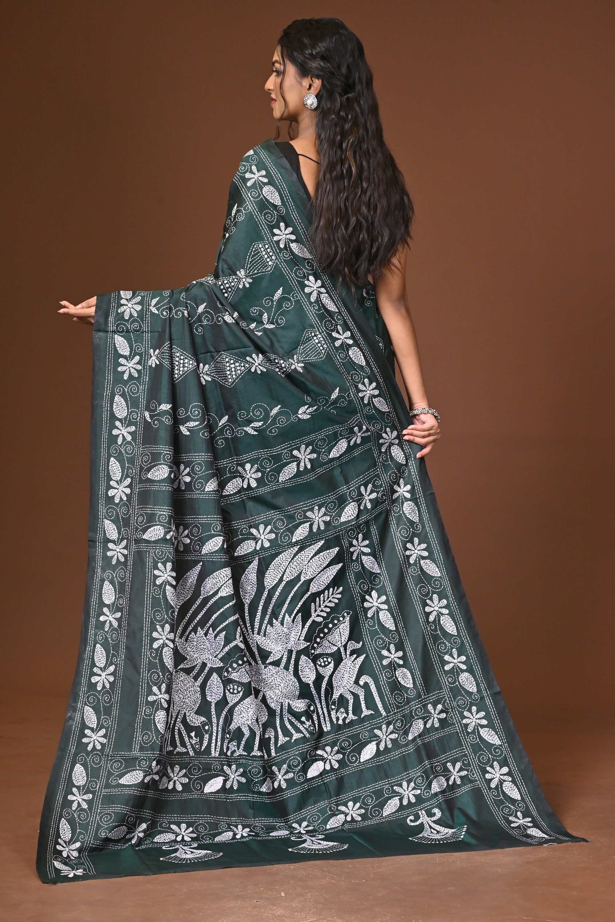 Blended Silk Kantha Stitch Saree Green Thumbnail
