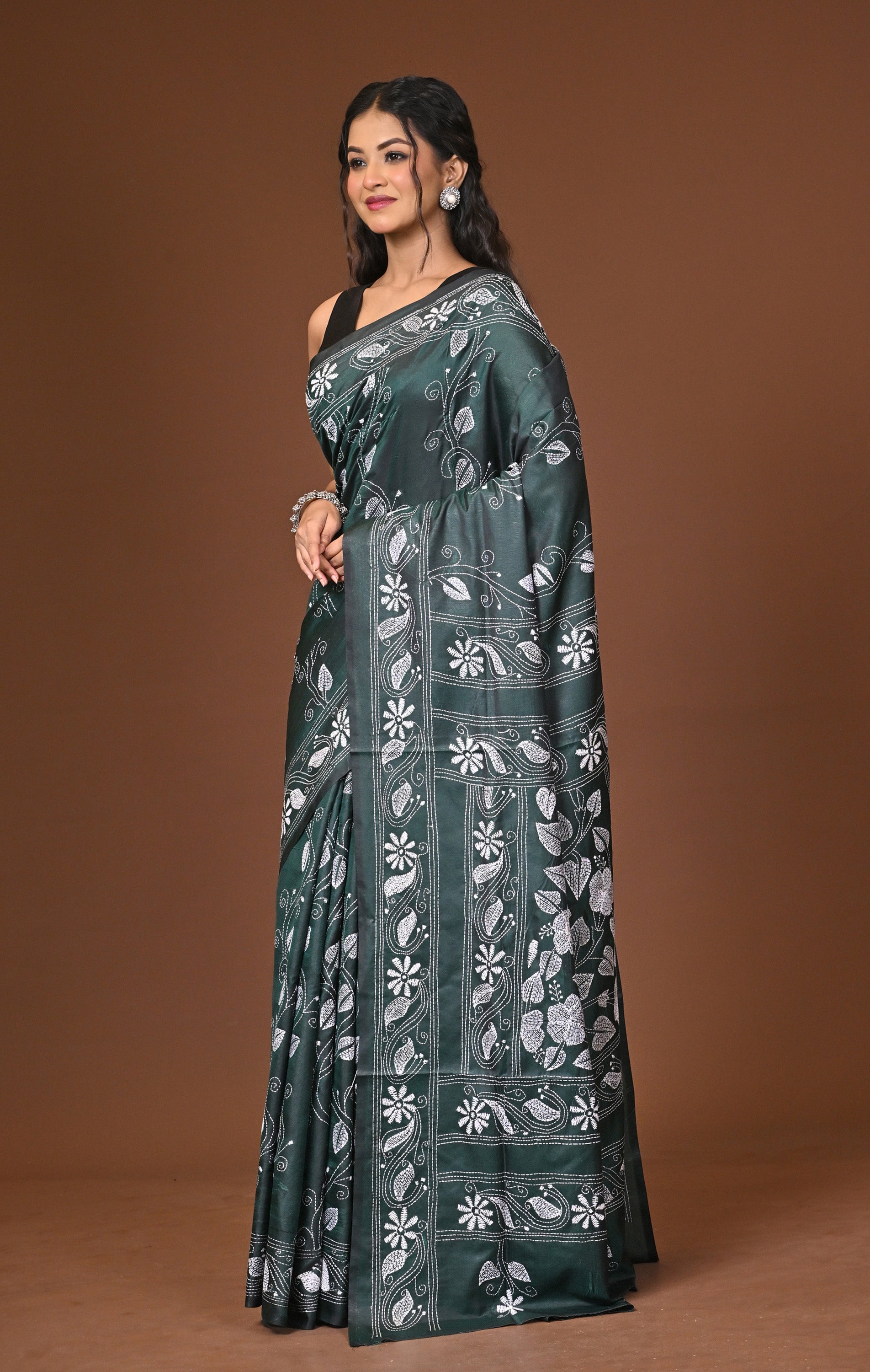 Blended Silk Kantha Stitch Saree Green Thumbnail