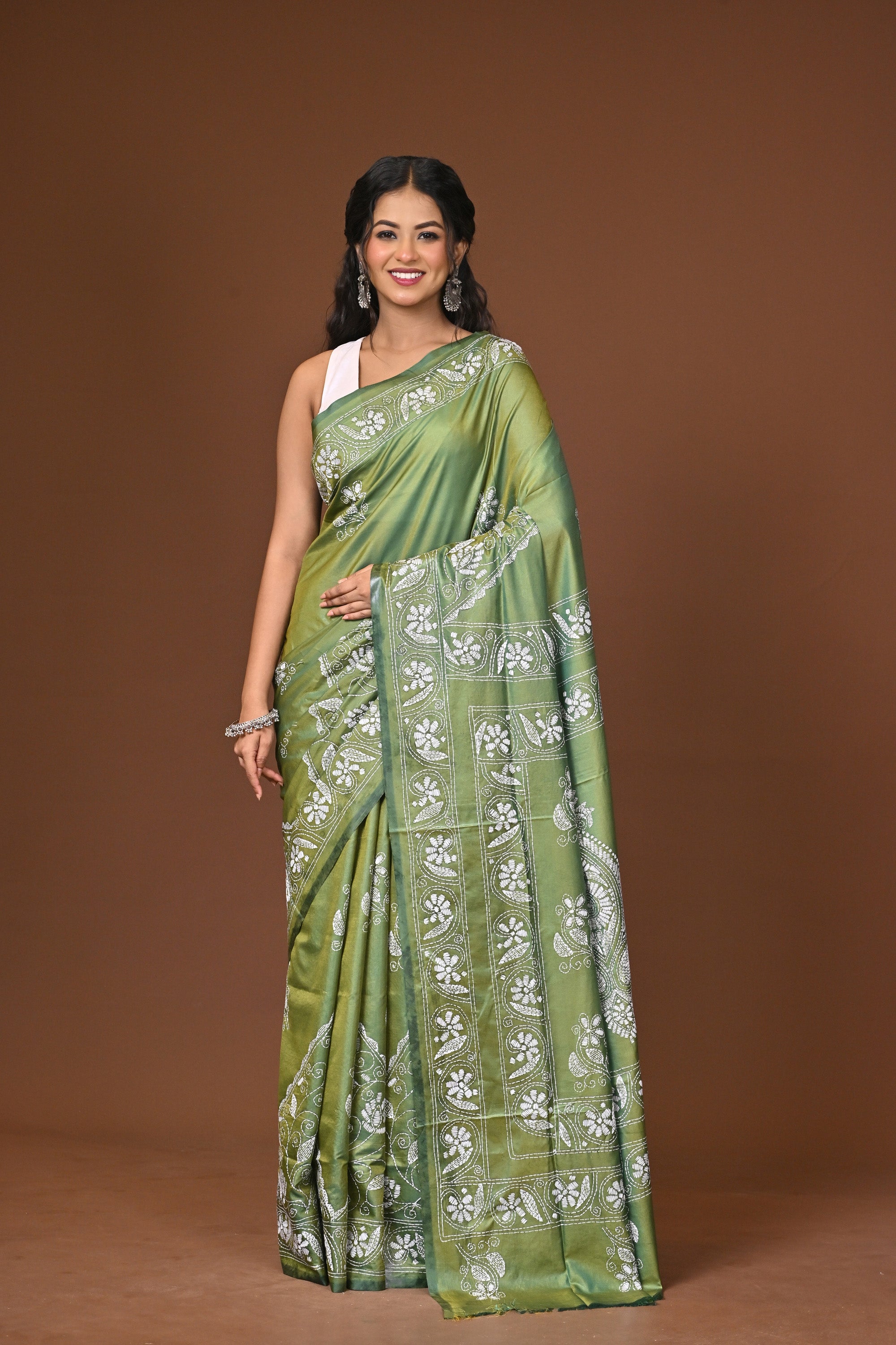 Blended Silk Kantha Stitch Saree Green Thumbnail