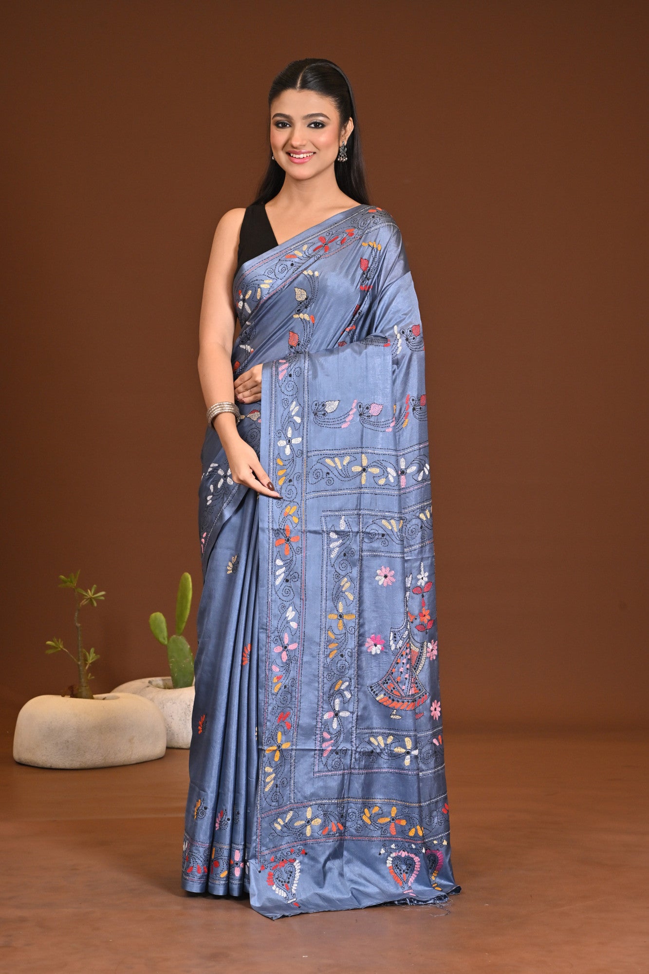 Blended Silk Kantha Stitch Saree Grey Thumbnail