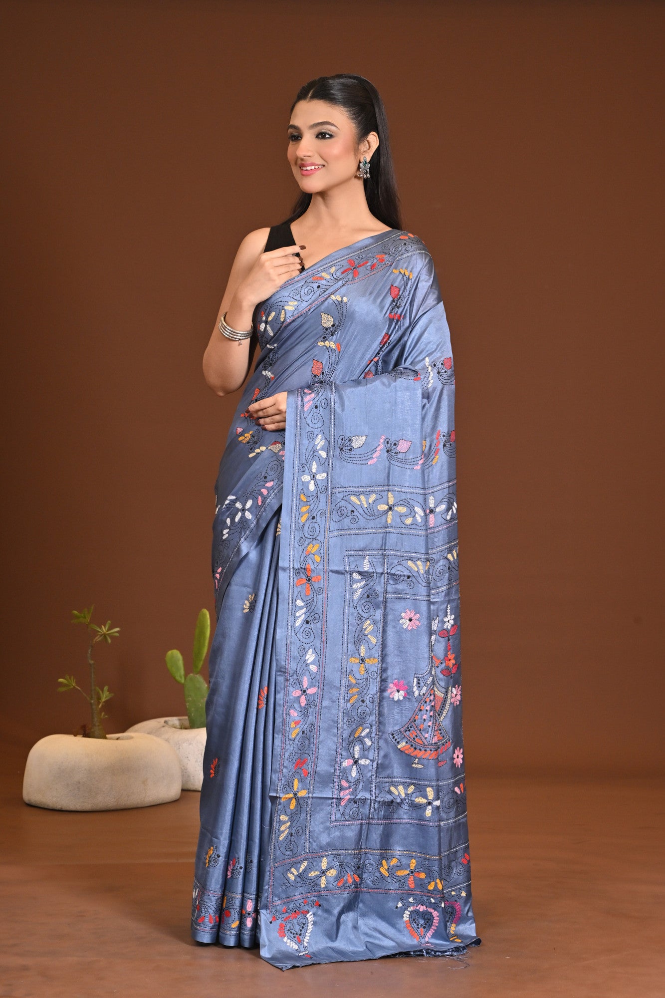 Blended Silk Kantha Stitch Saree Grey Thumbnail