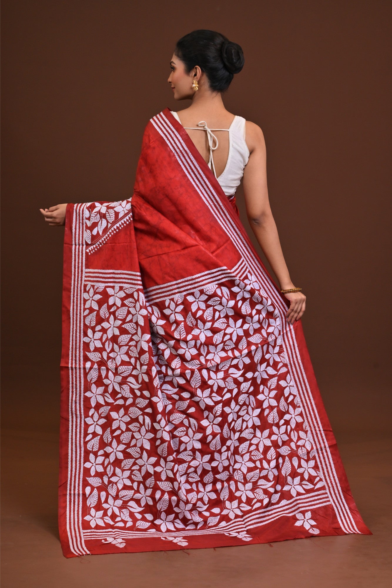 Blended Silk Kantha Stitch Saree Maroon Thumbnail