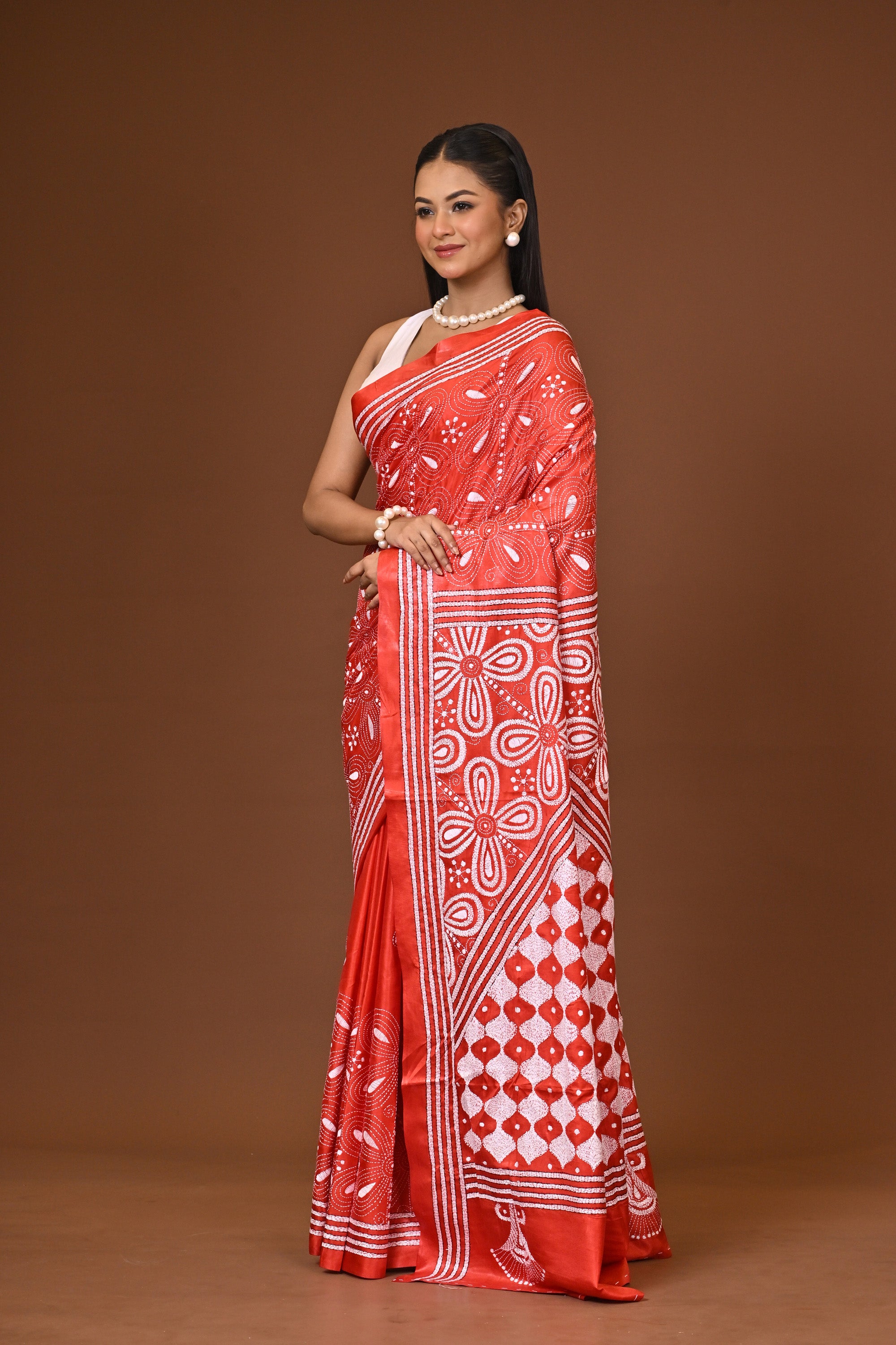Blended Silk Kantha Stitch Saree Red Thumbnail
