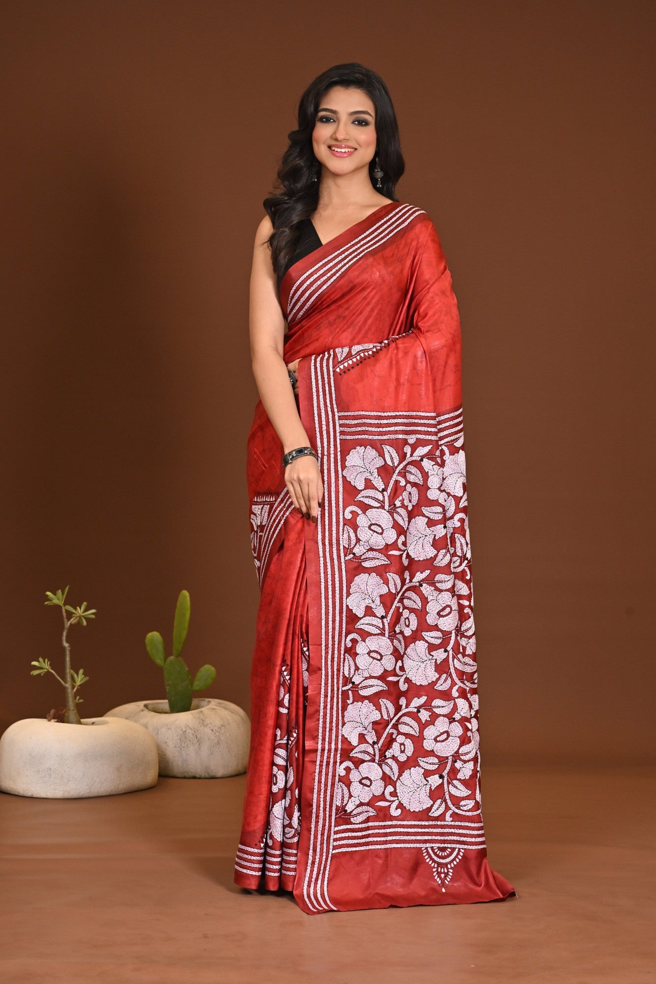 Blended Silk Kantha Stitch Saree Red Thumbnail