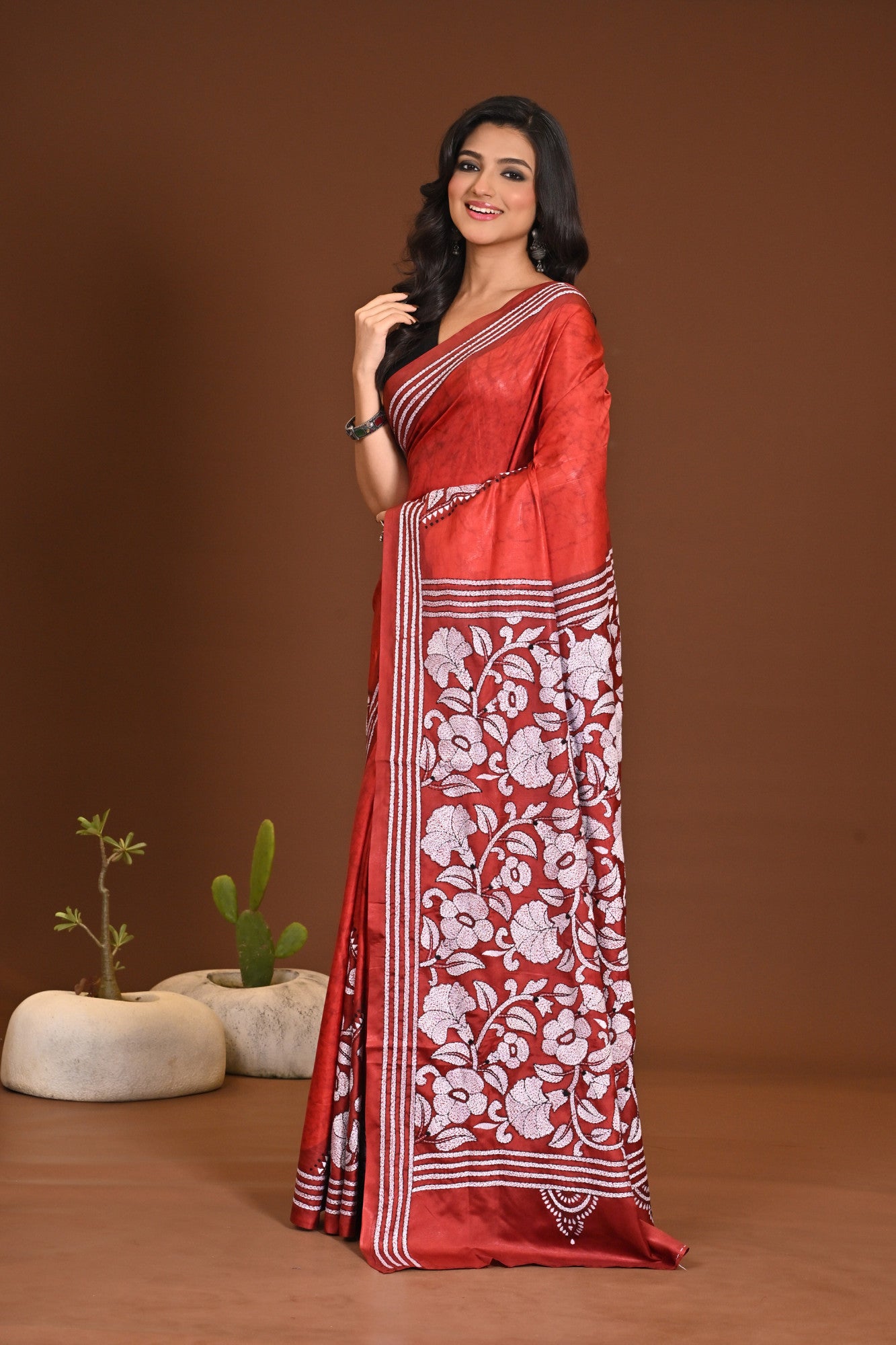 Blended Silk Kantha Stitch Saree Red Thumbnail