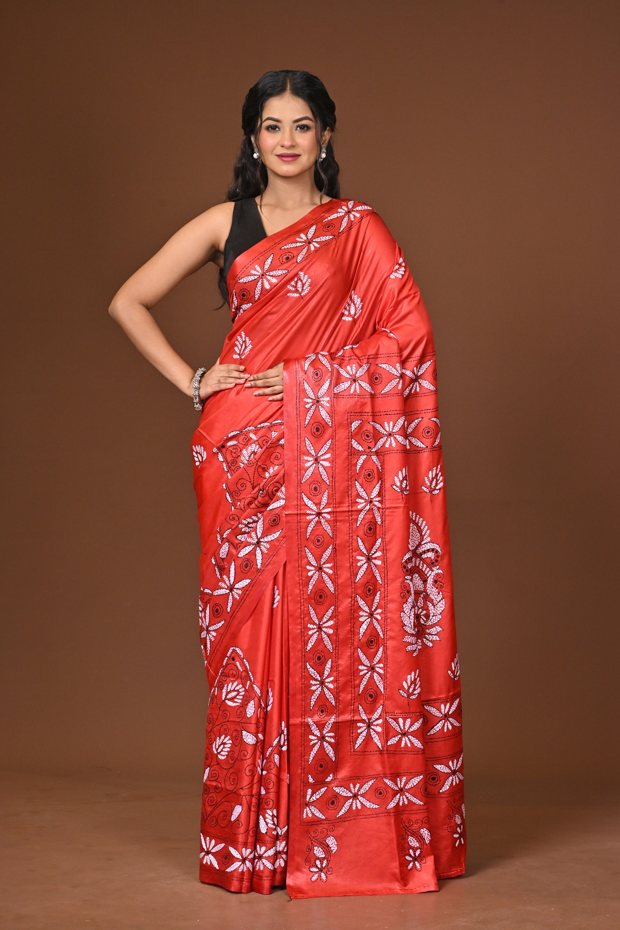 Blended Silk Kantha Stitch Saree Red Thumbnail