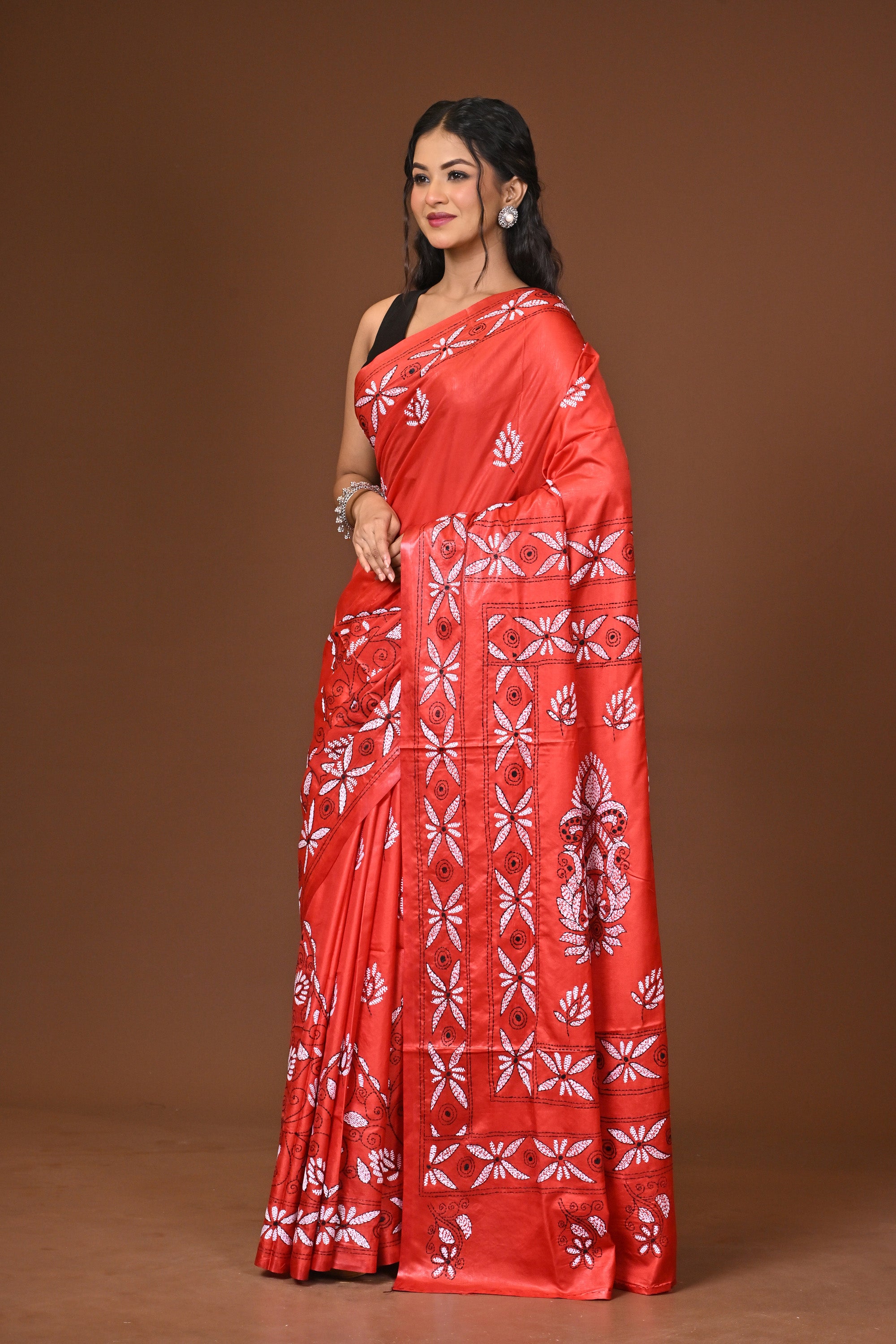 Blended Silk Kantha Stitch Saree Red Thumbnail