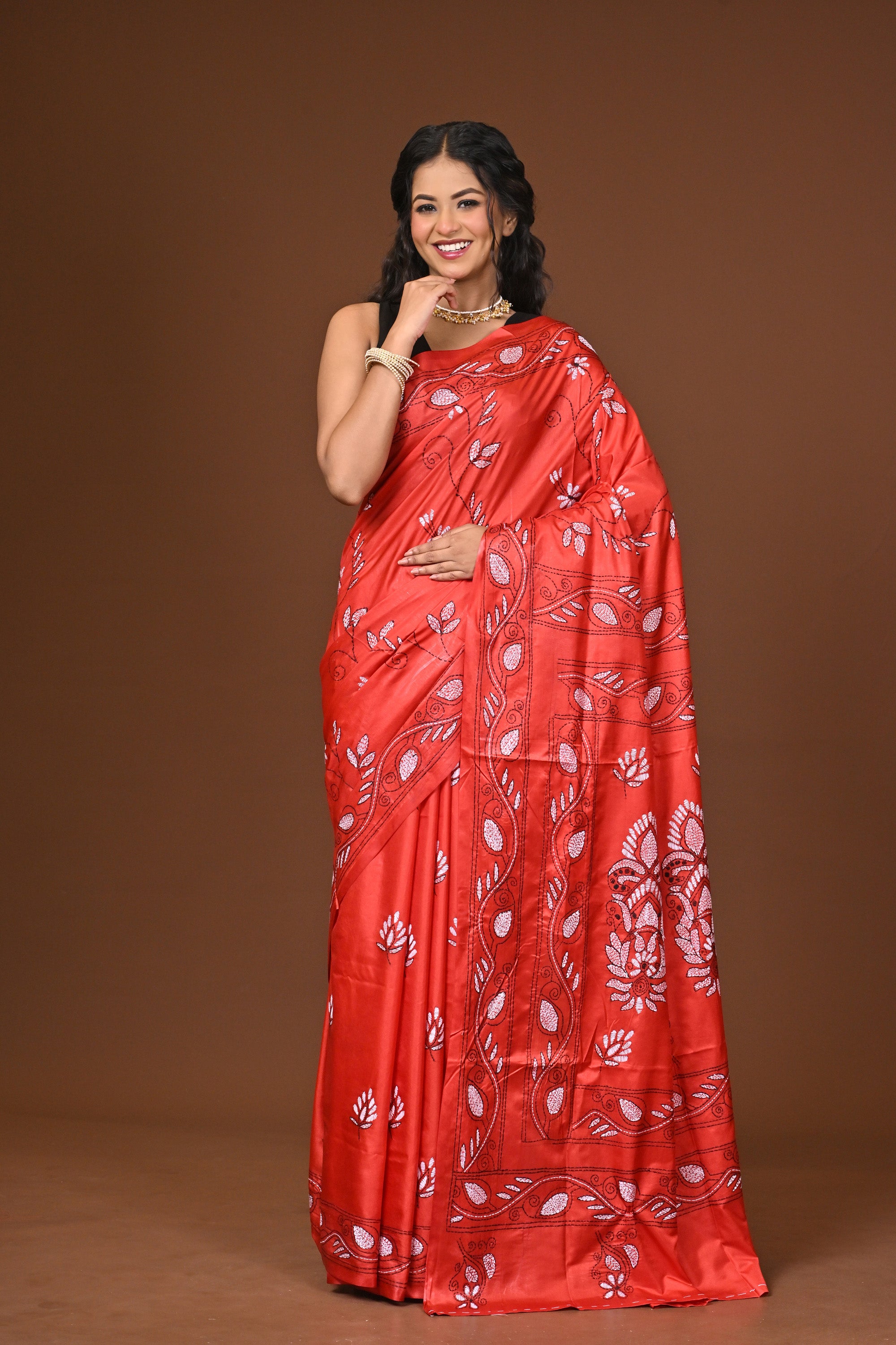 Blended Silk Kantha Stitch Saree Red Thumbnail