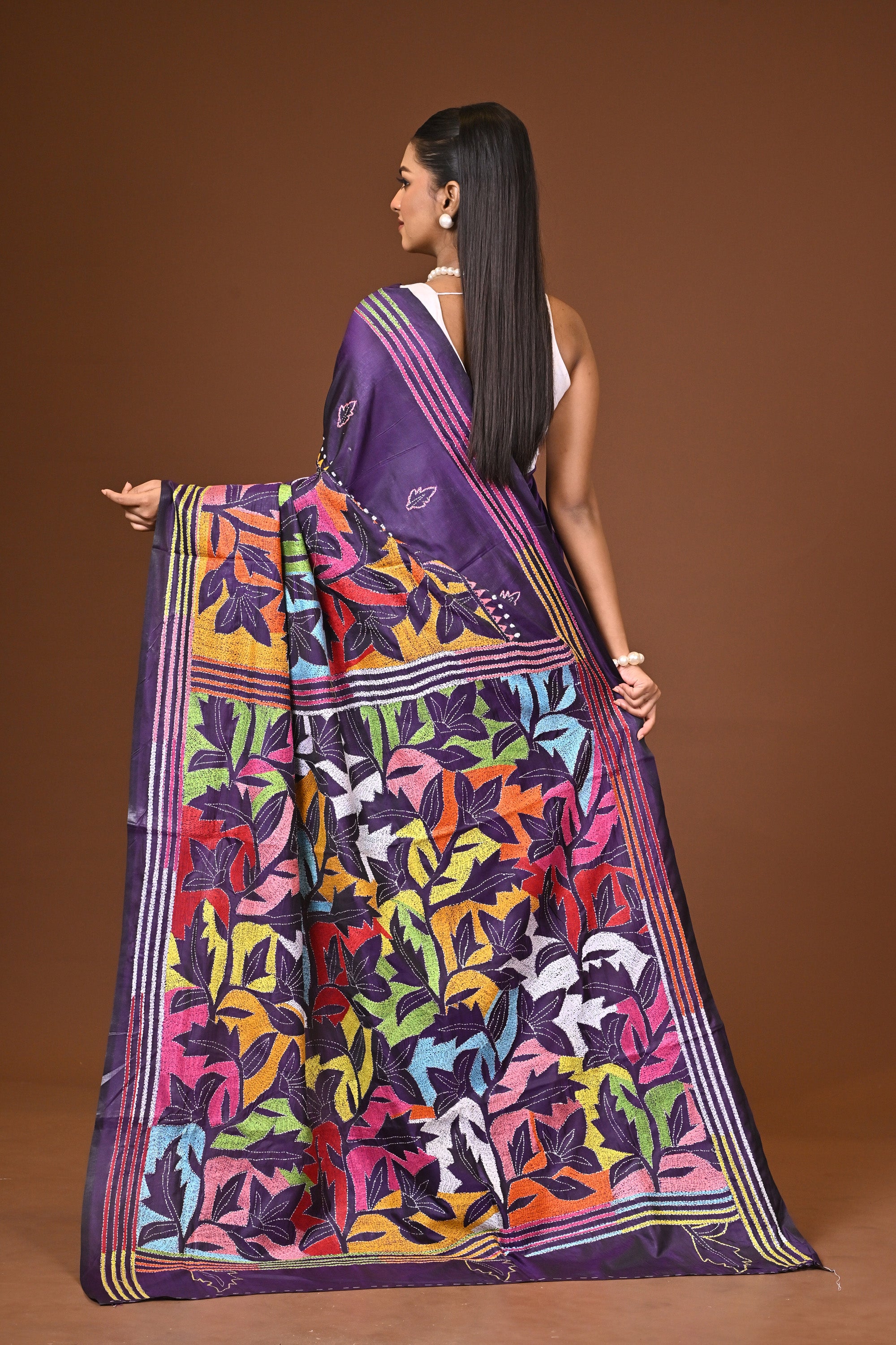 Blended Silk Kantha Saree Thumbnail
