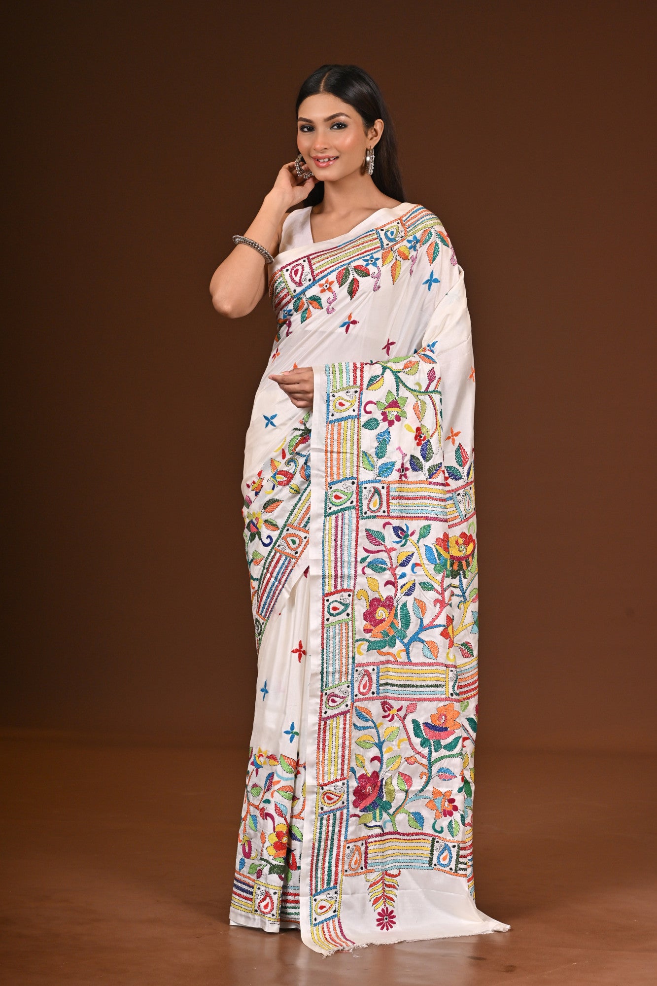 Blended Silk Kantha Stitch Saree White Thumbnail