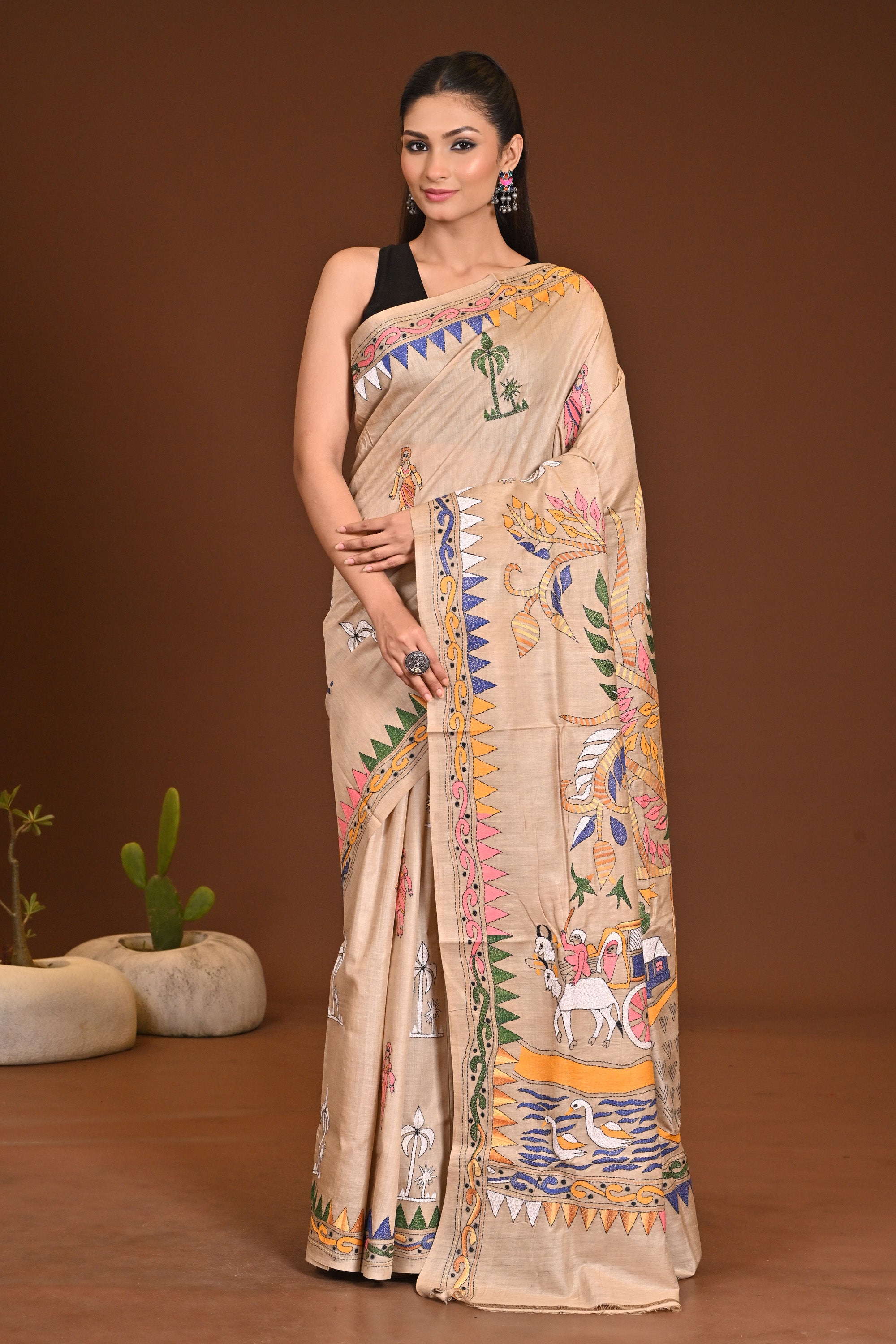 Gachi Silk Hand Embroidered Kantha Saree Beige Thumbnail