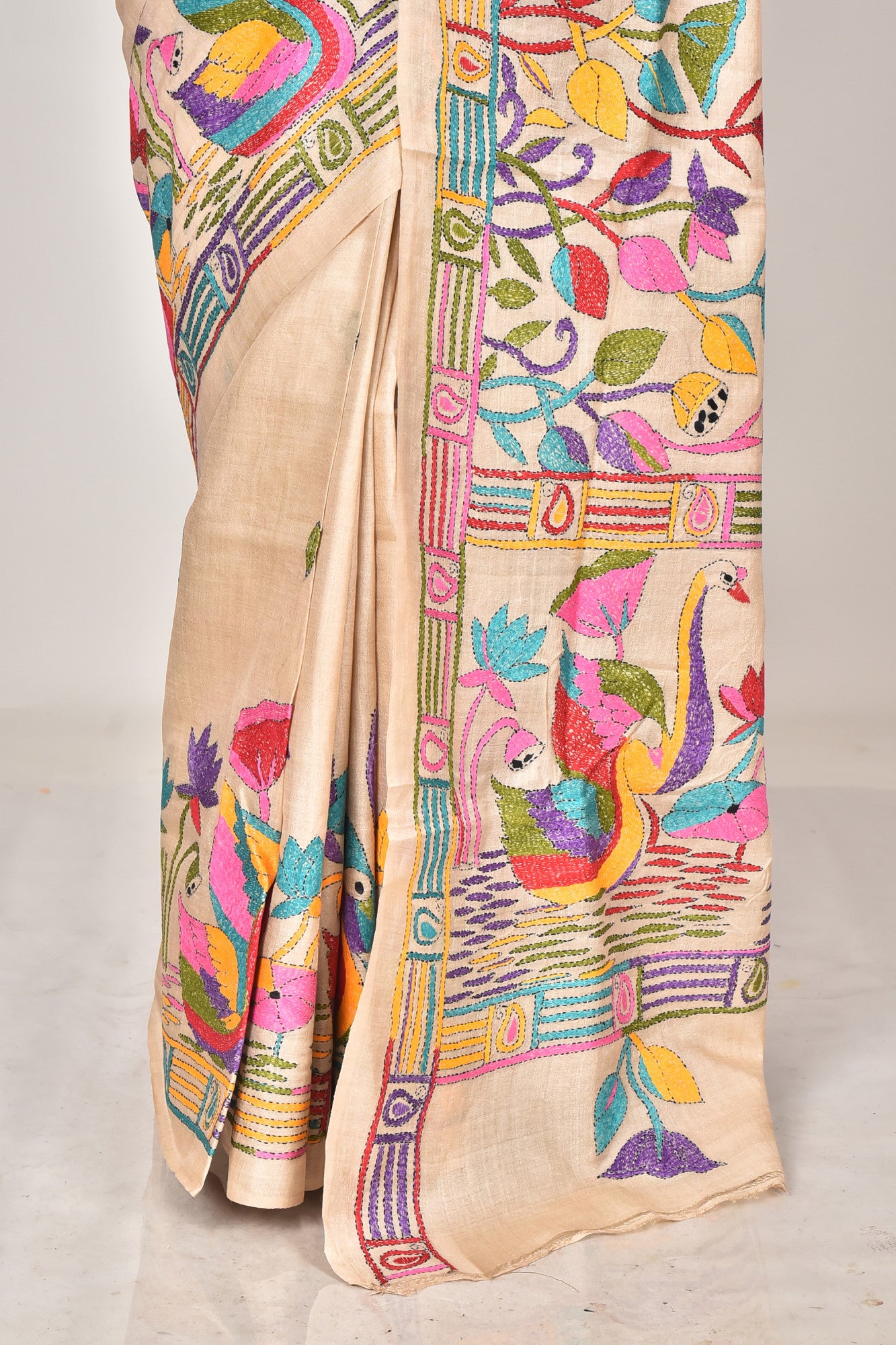 GACHI SILK KANTHA SAREE Thumbnail