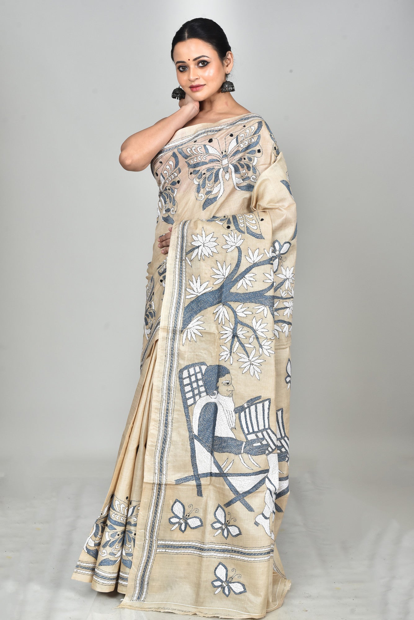 GACHI SILK KANTHA SAREE Thumbnail