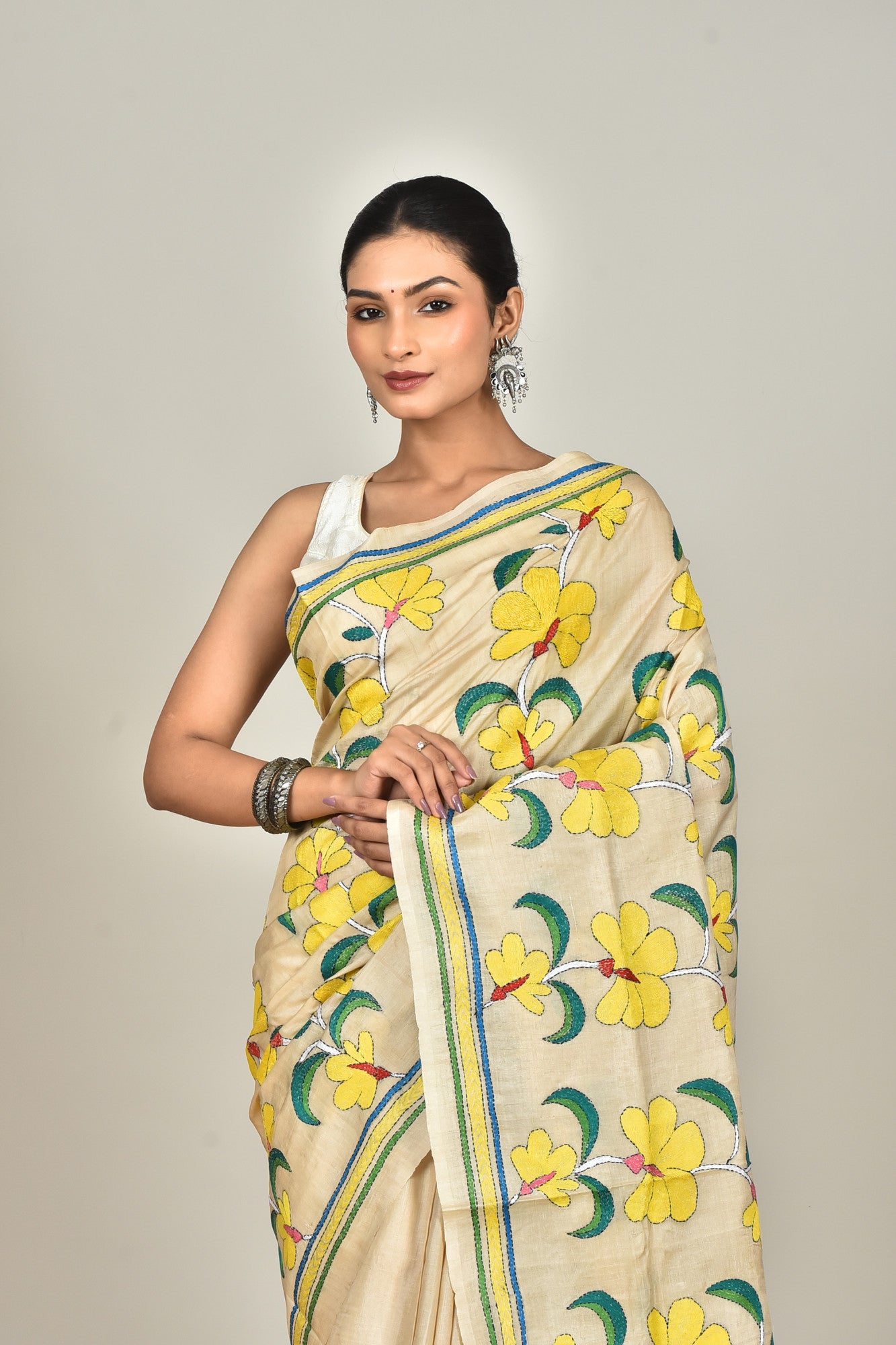 GACHI SILK KANTHA SAREE Thumbnail