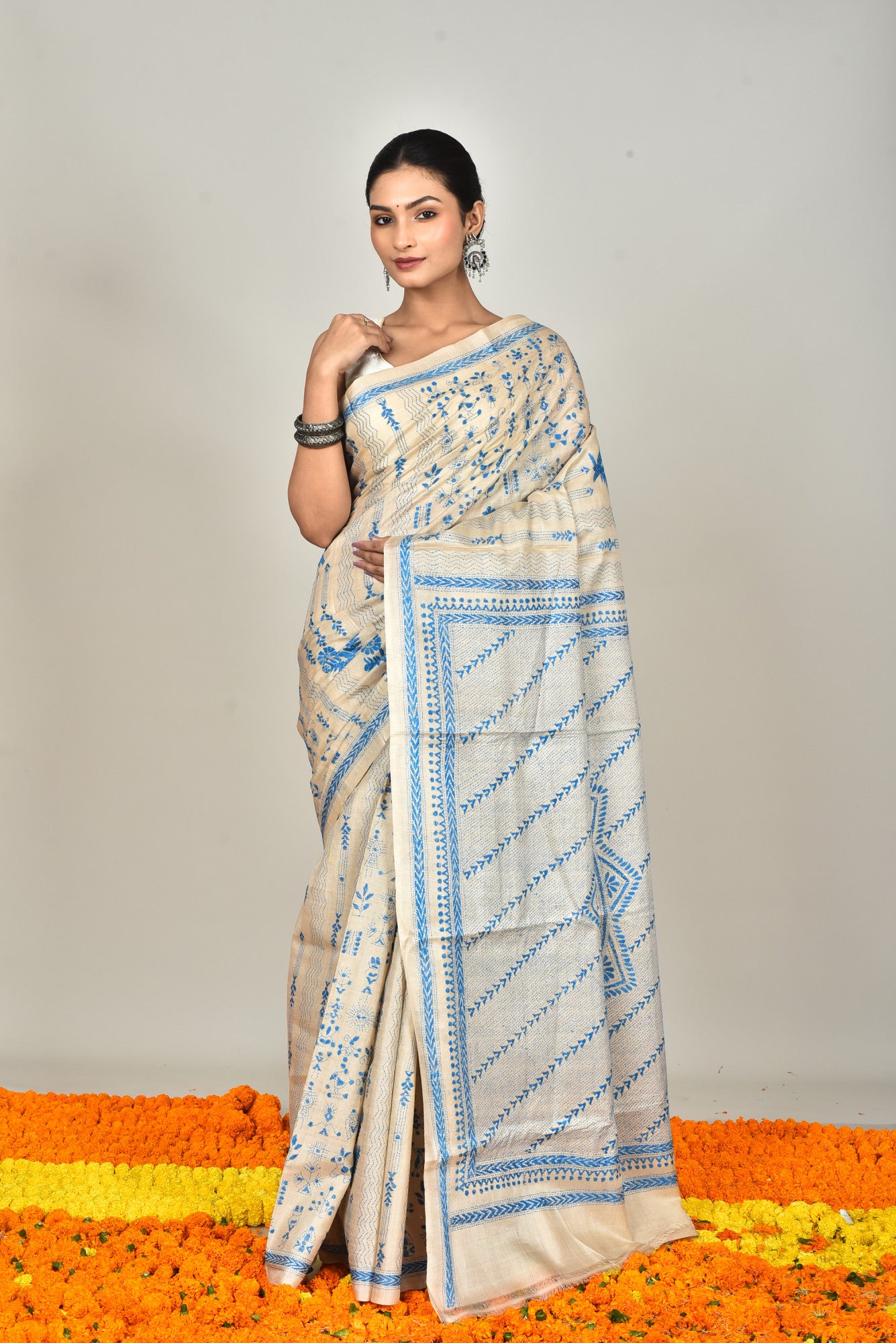 GACHI SILK KANTHA SAREE Thumbnail