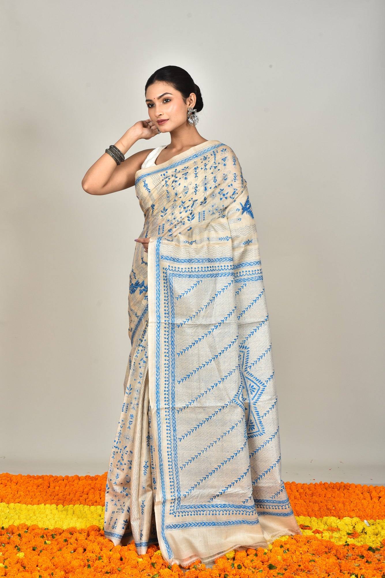 GACHI SILK KANTHA SAREE Thumbnail