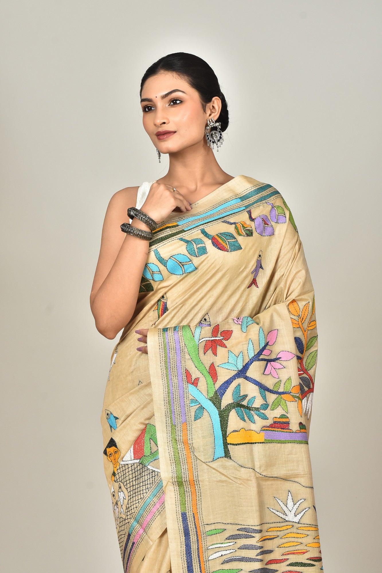 GACHI SILK KANTHA SAREE Thumbnail