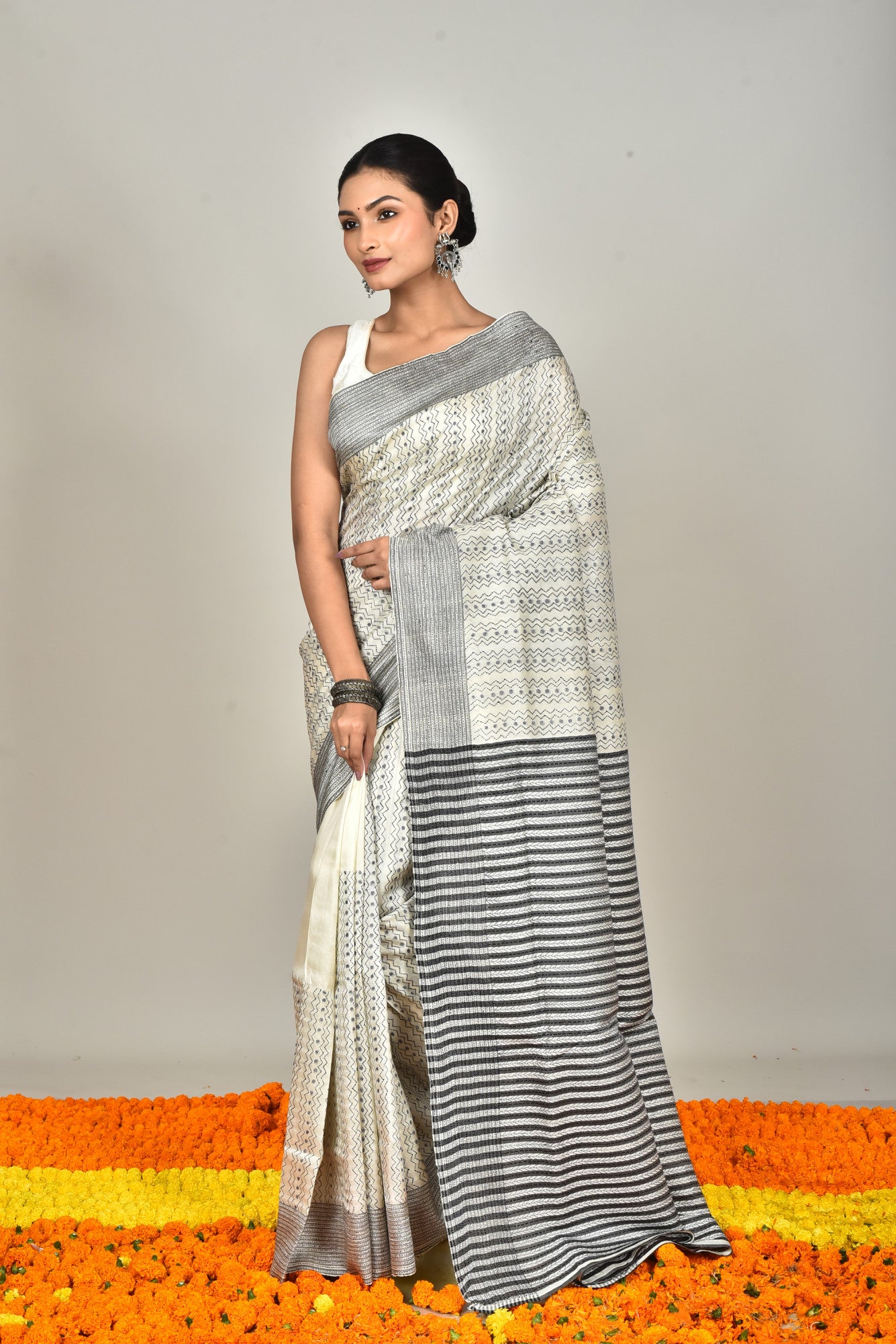 JALCHURI SILK KANTHA SAREE Thumbnail