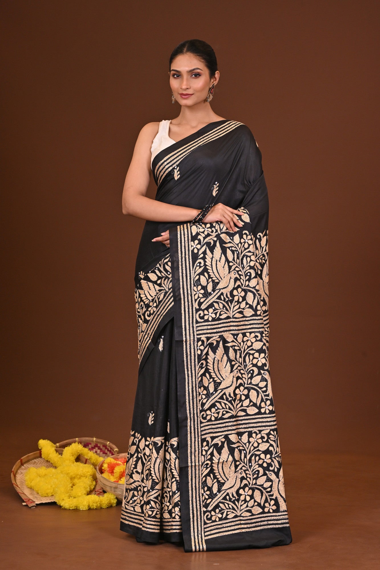 KALOKAJOL Blended Silk Kantha Stitch Saree Black
