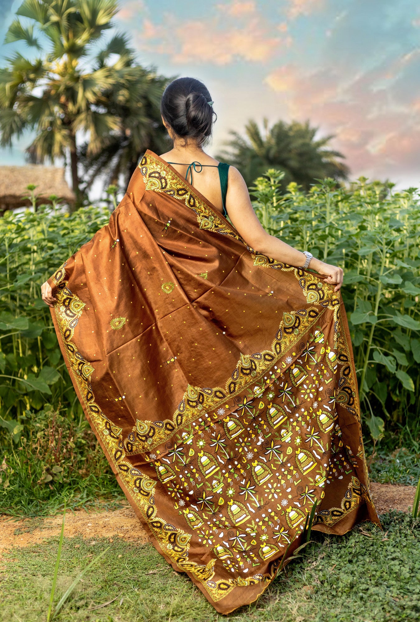 PURE SILK KANTHA SAREE Thumbnail