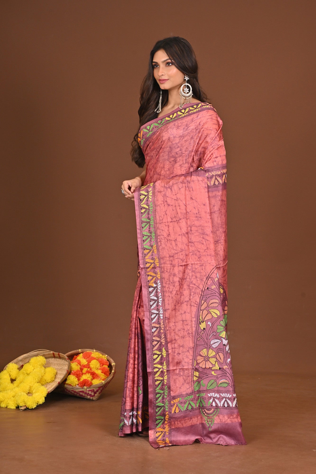 KOMOLAKUMUDINI BLENDED SILK KANTHA SAREE Thumbnail