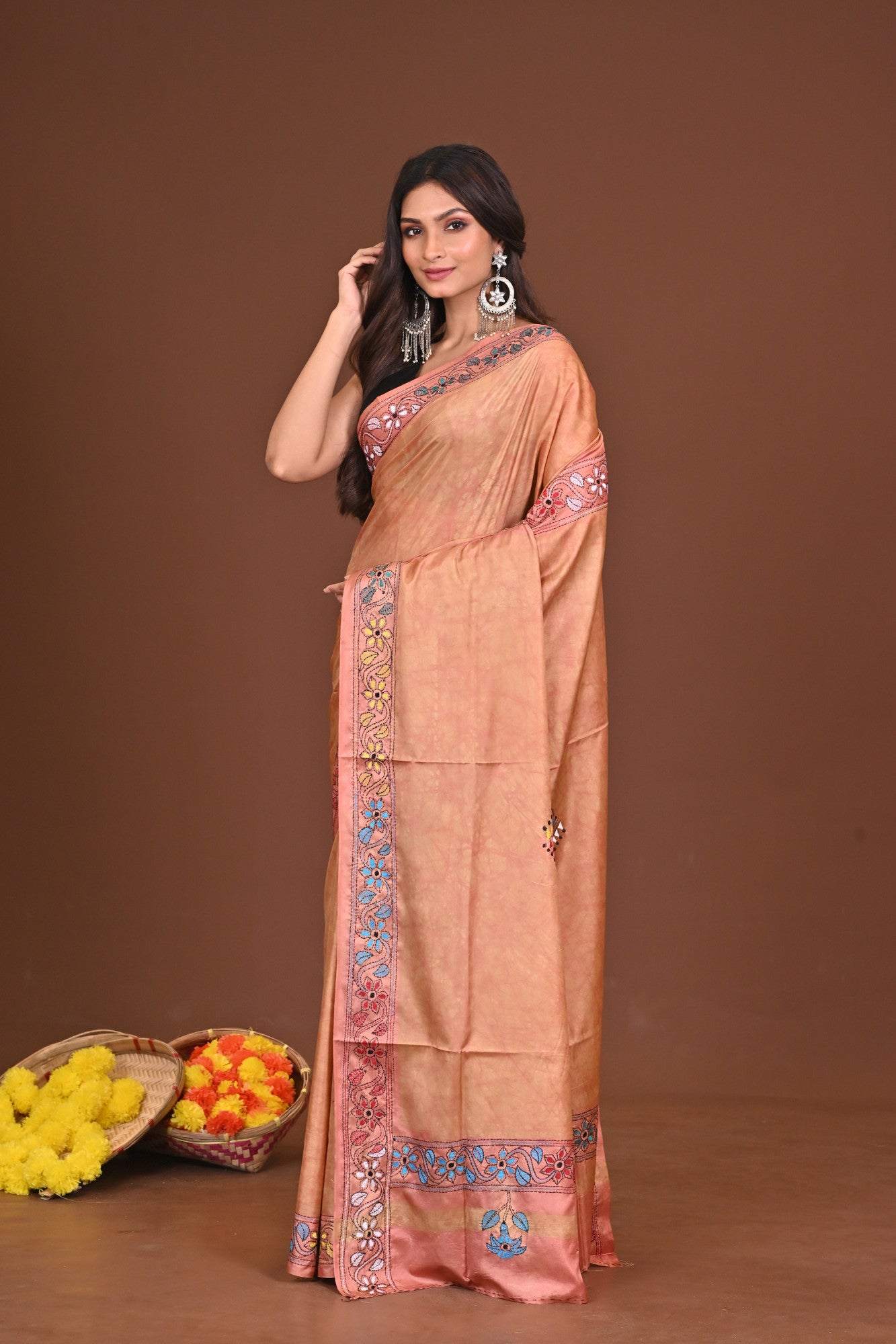 KOMOLSOBHA BLENDED SILK KANTHA SAREE Thumbnail