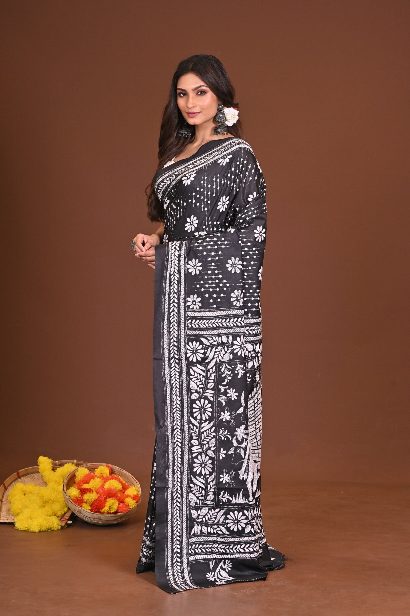 KRITTIKAKOBITA BLENDED SILK KANTHA SAREE Thumbnail