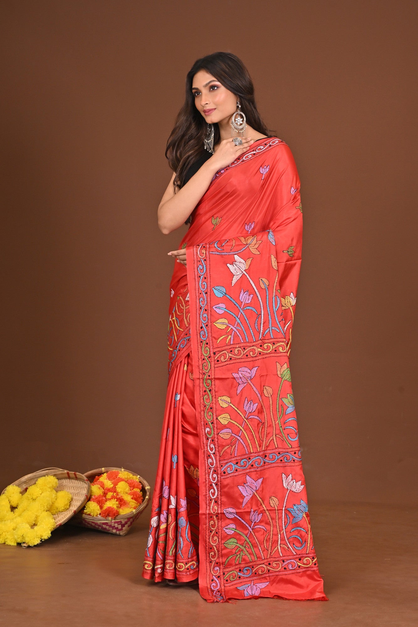 KUMARIROOP BLENDED SILK KANTHA SAREE Thumbnail