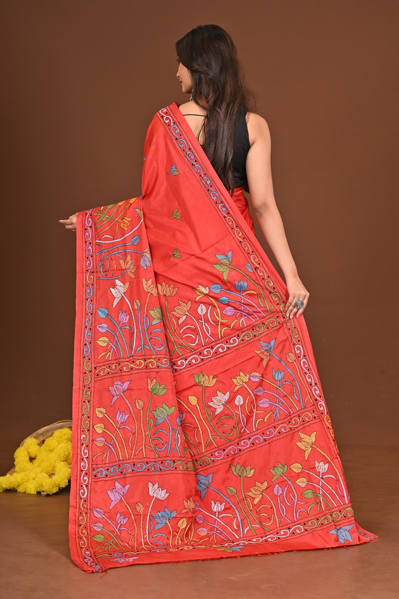 KUMARIROOP BLENDED SILK KANTHA SAREE Thumbnail