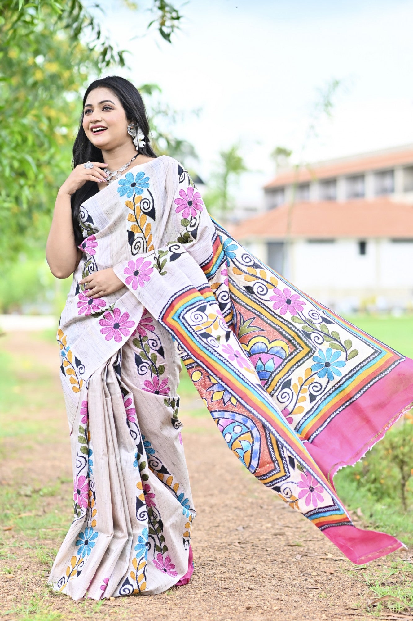 LALITAMBIKA GHICHA DIY HAND PRINT NAKSHI KANTHA SAREE Thumbnail