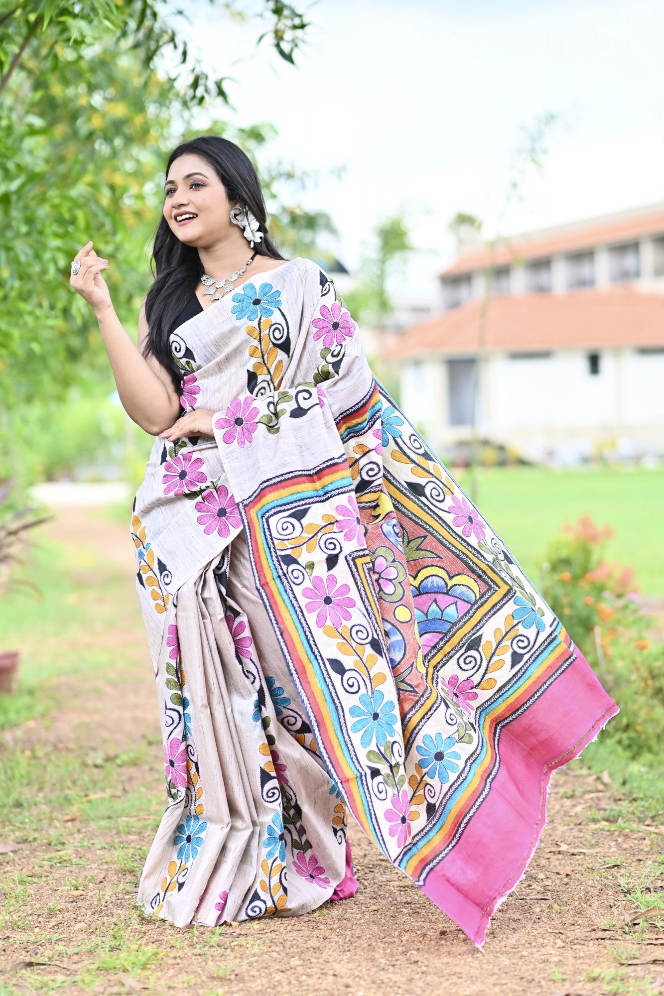 LALITAMBIKA GHICHA DIY HAND PRINT NAKSHI KANTHA SAREE Thumbnail