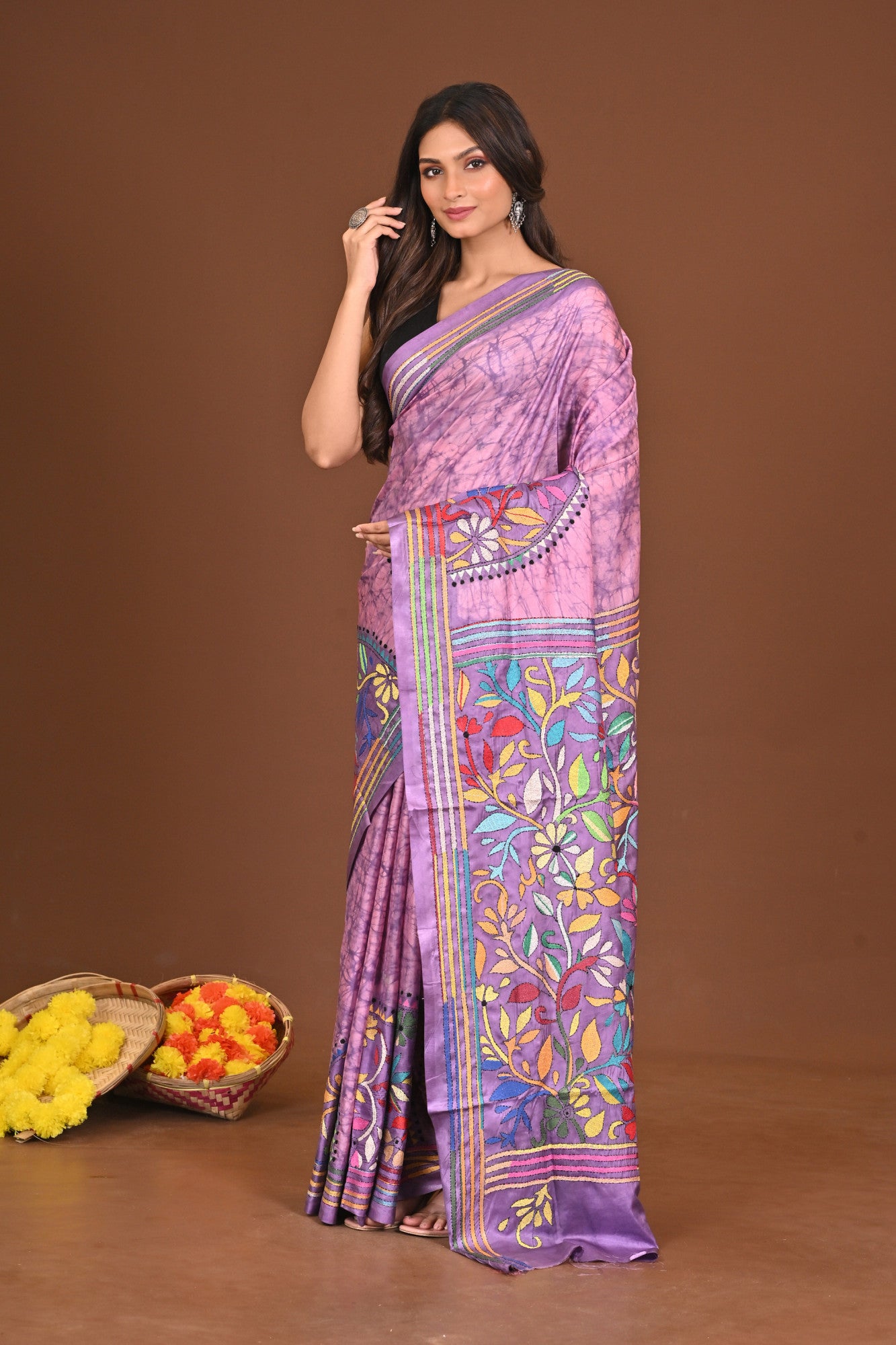LAVANIPRITI BLENDED SILK KANTHA SAREE Thumbnail