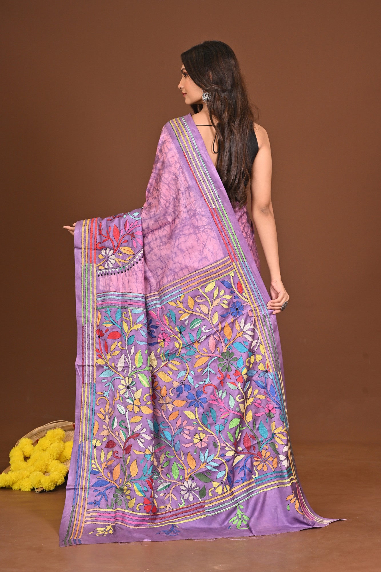 LAVANIPRITI BLENDED SILK KANTHA SAREE Thumbnail