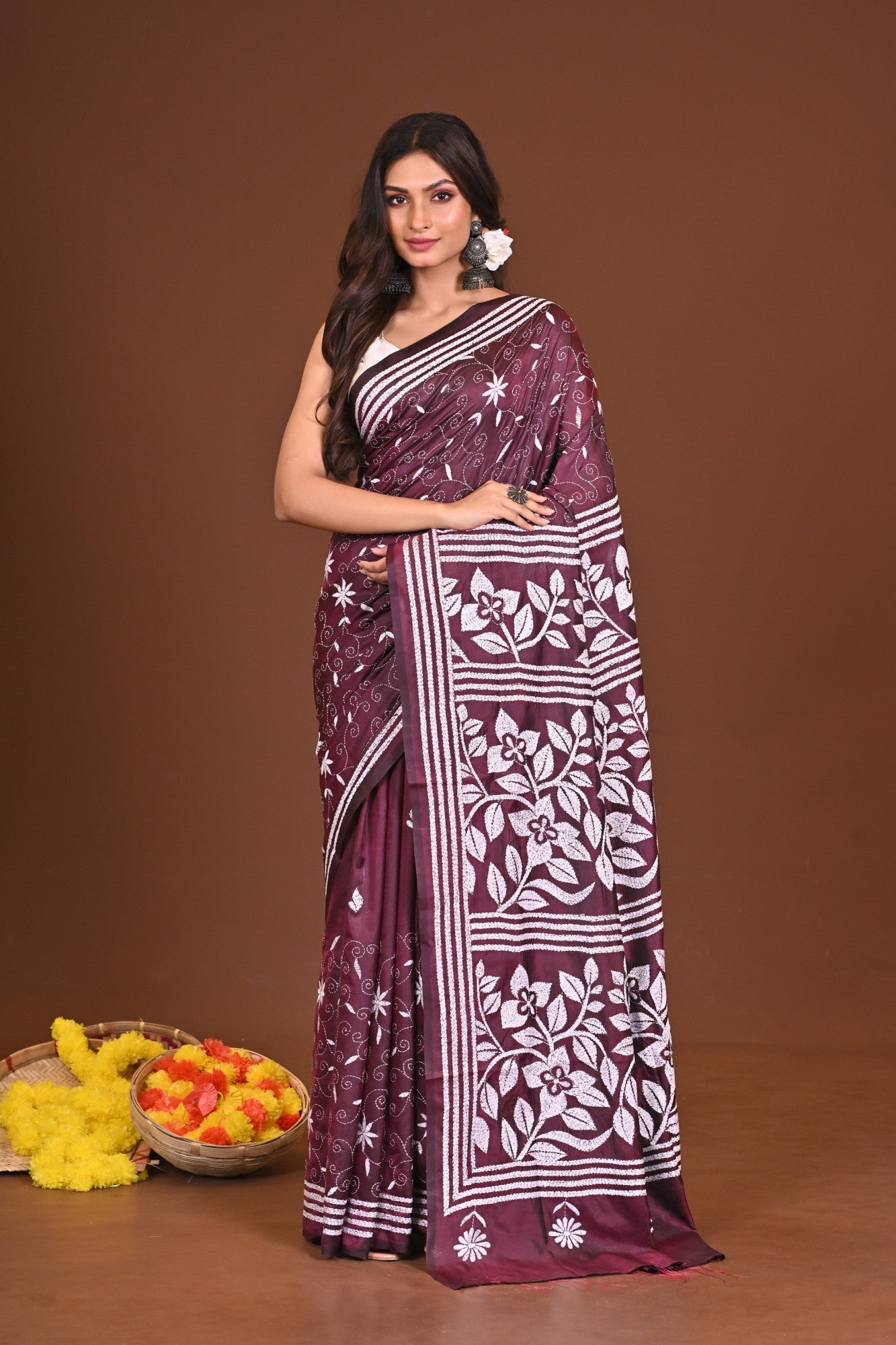 MANDAKRANTA BLENDED SILK KANTHA SAREE Thumbnail