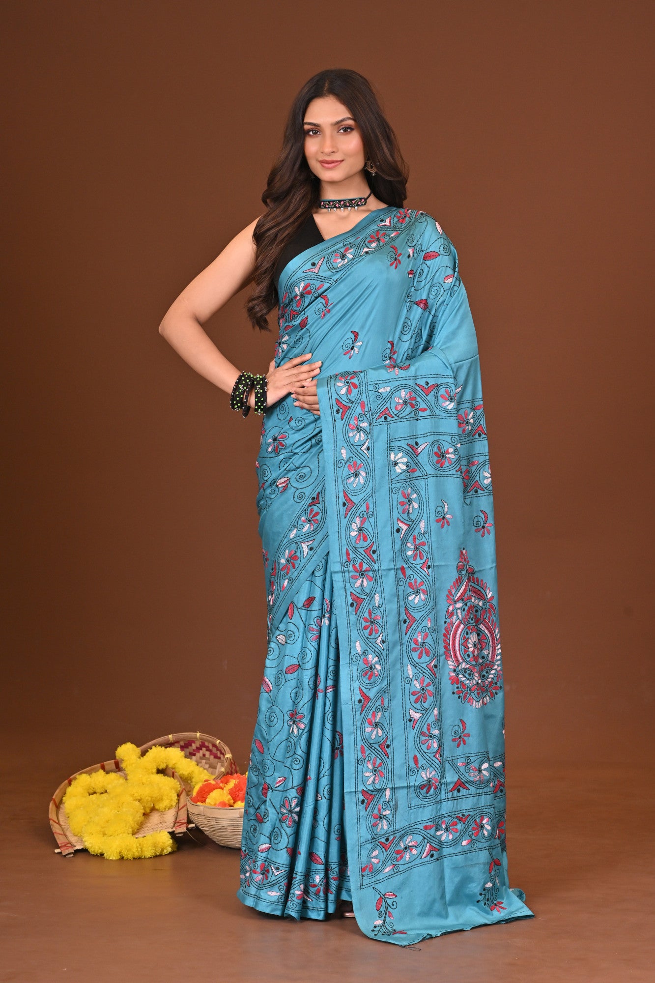 MEGHMALA BLENDED SILK KANTHA SAREE Thumbnail