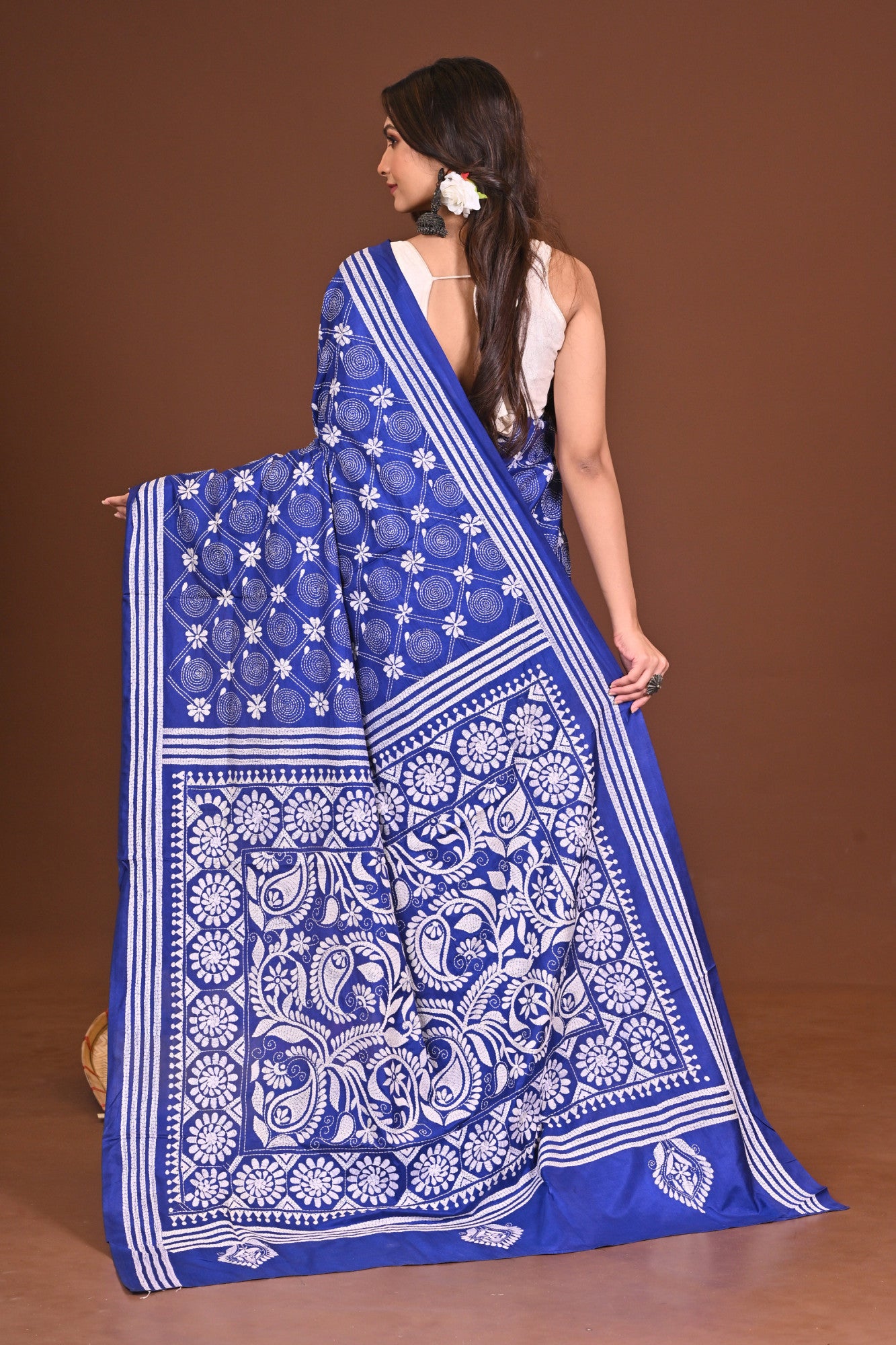 MOHONAMANTRA BLENDED SILK KANTHA SAREE Thumbnail