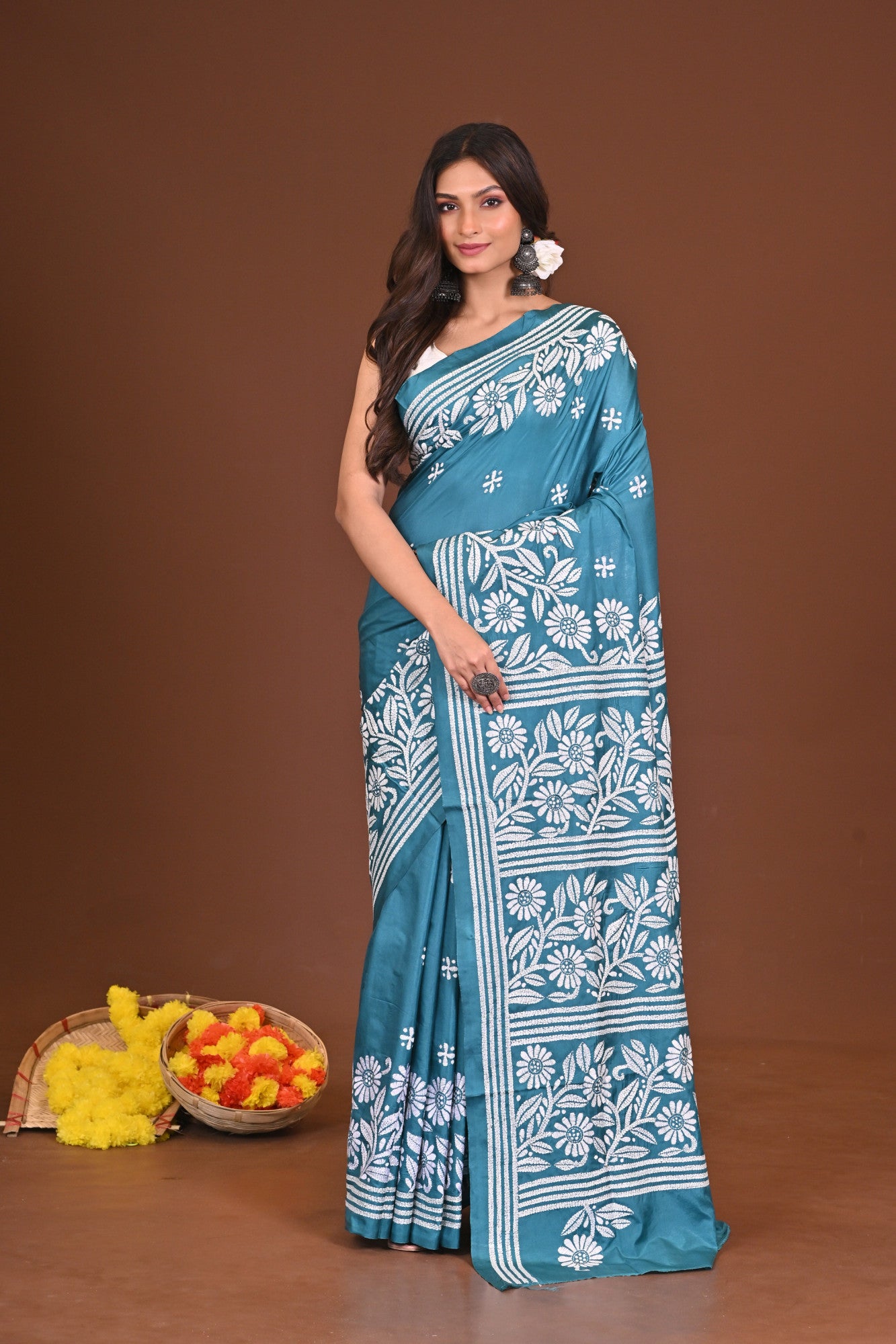 NANDINI BLENDED SILK KANTHA SAREE Thumbnail