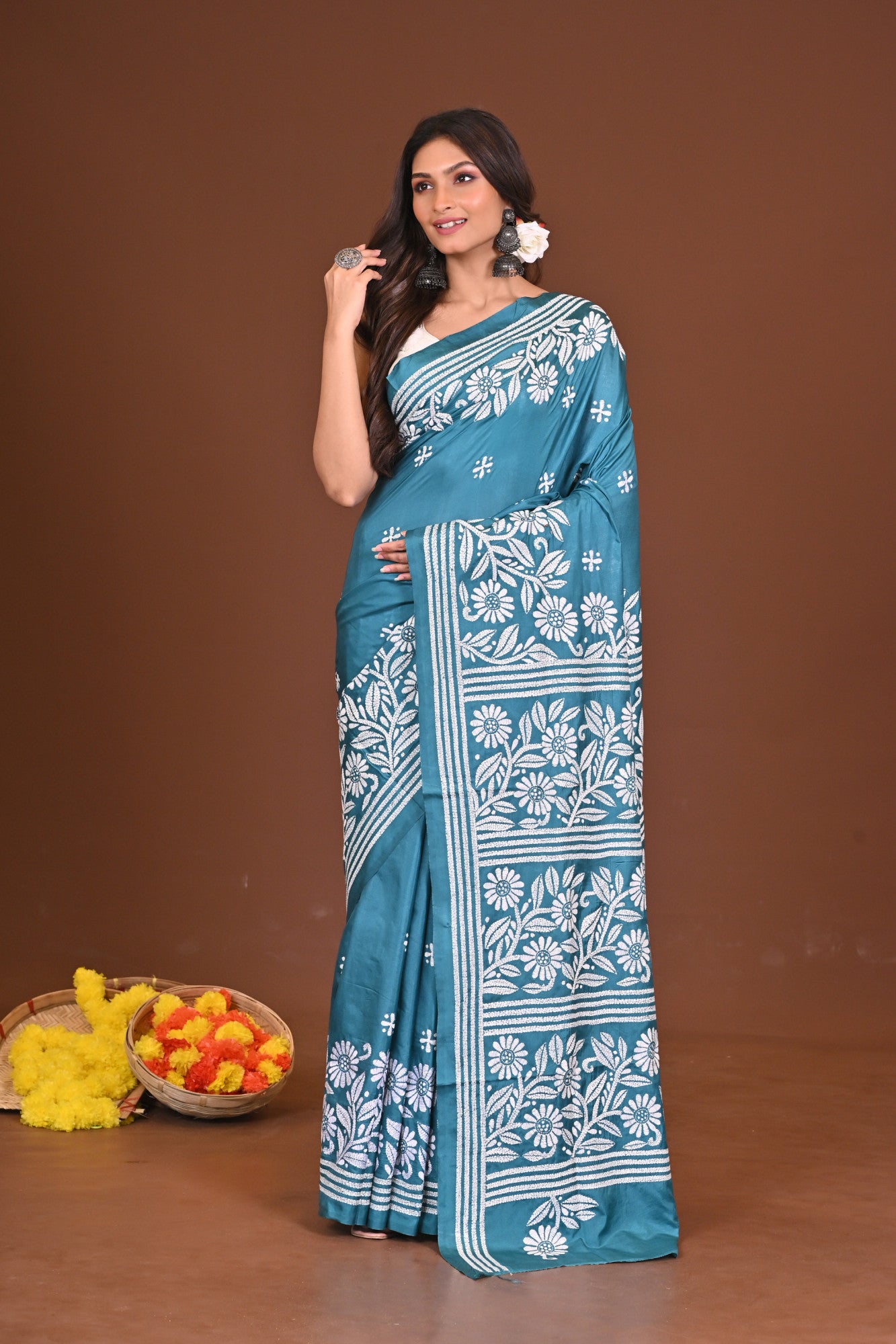 NANDINI BLENDED SILK KANTHA SAREE Thumbnail